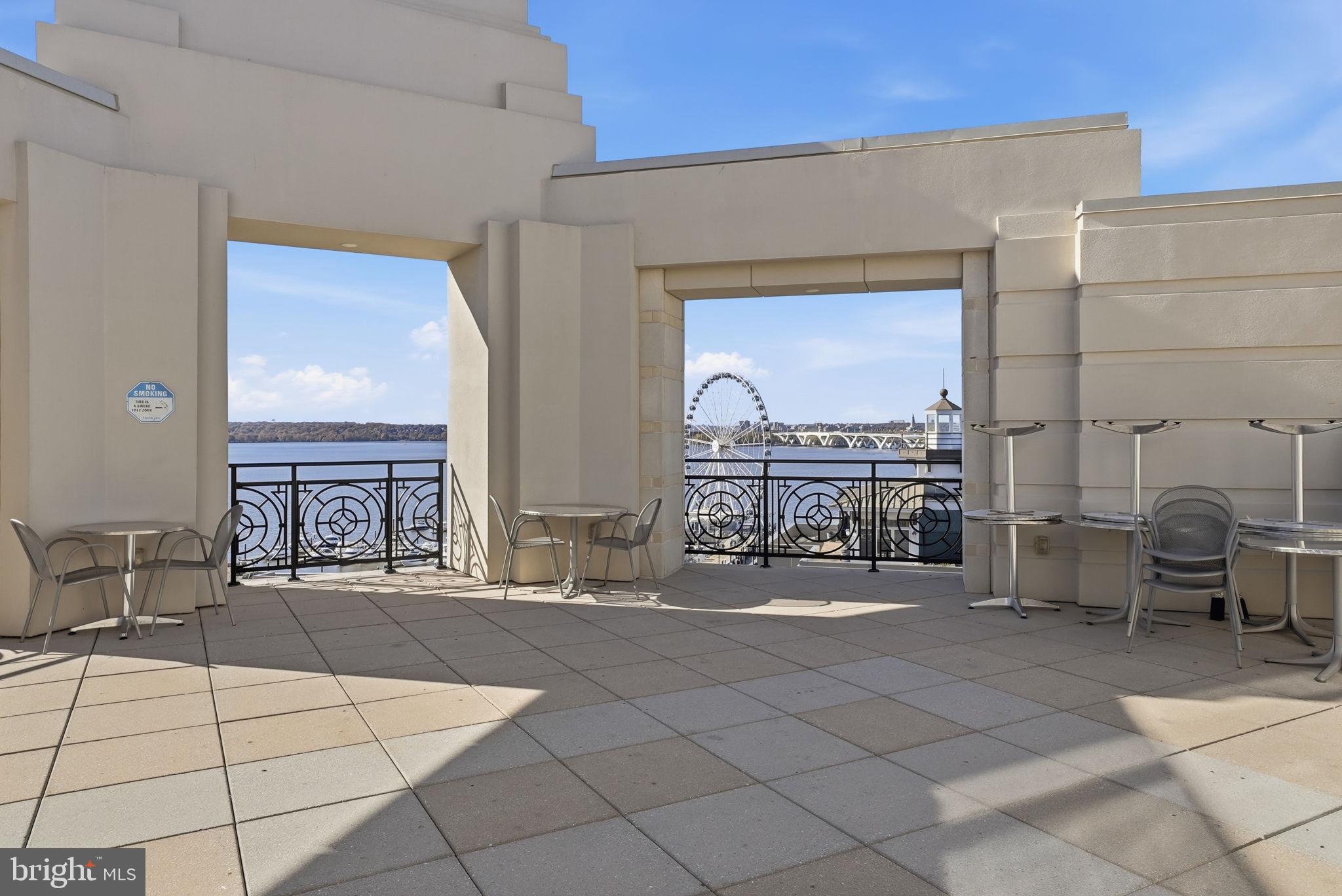 ONE NATIONAL HARBOR CONDOMINIUM - Residential