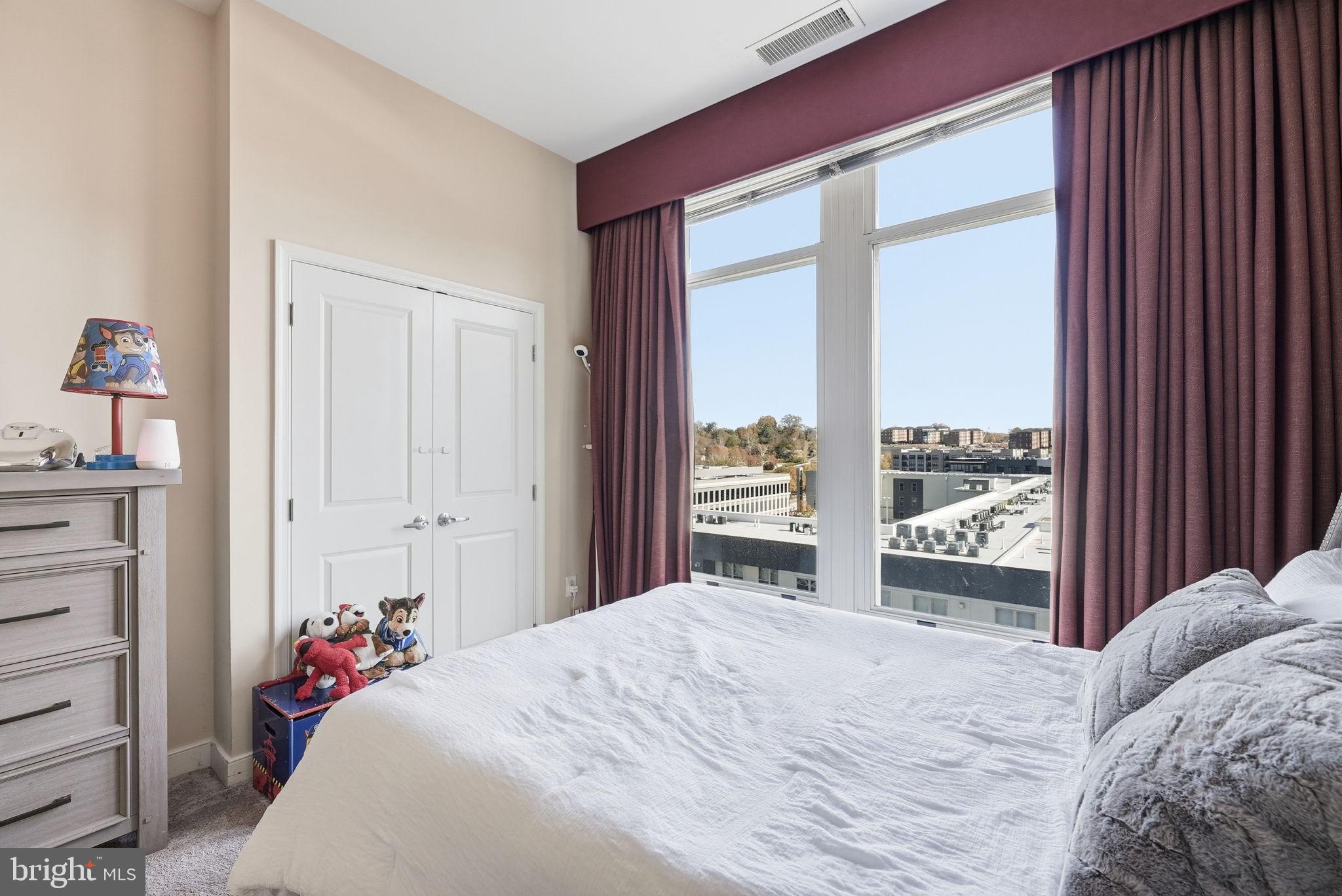 ONE NATIONAL HARBOR CONDOMINIUM - Residential