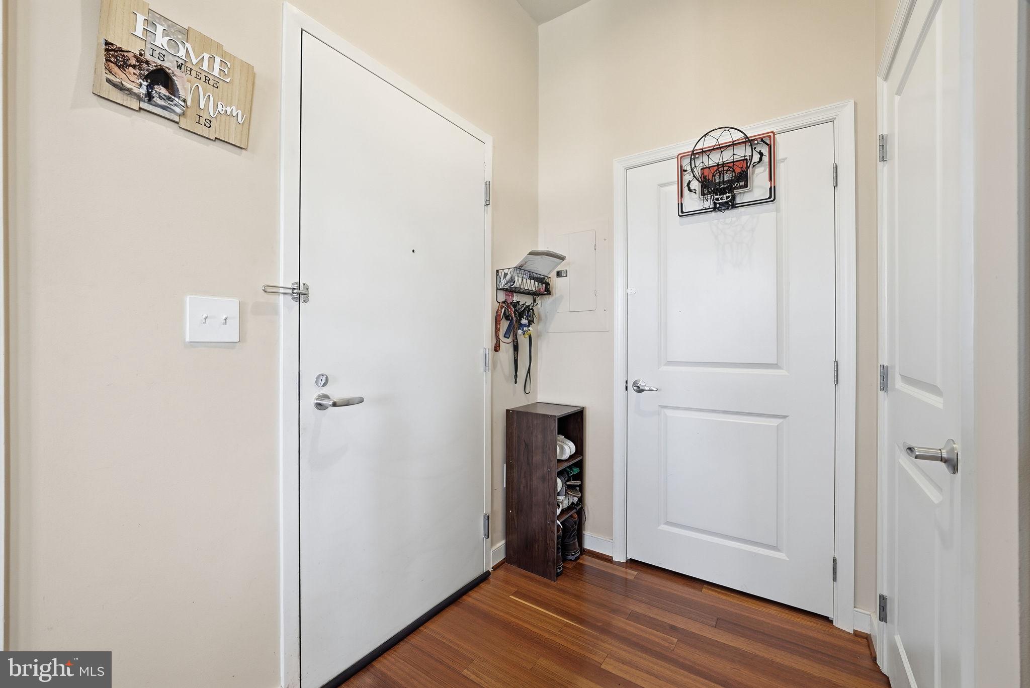 ONE NATIONAL HARBOR CONDOMINIUM - Residential