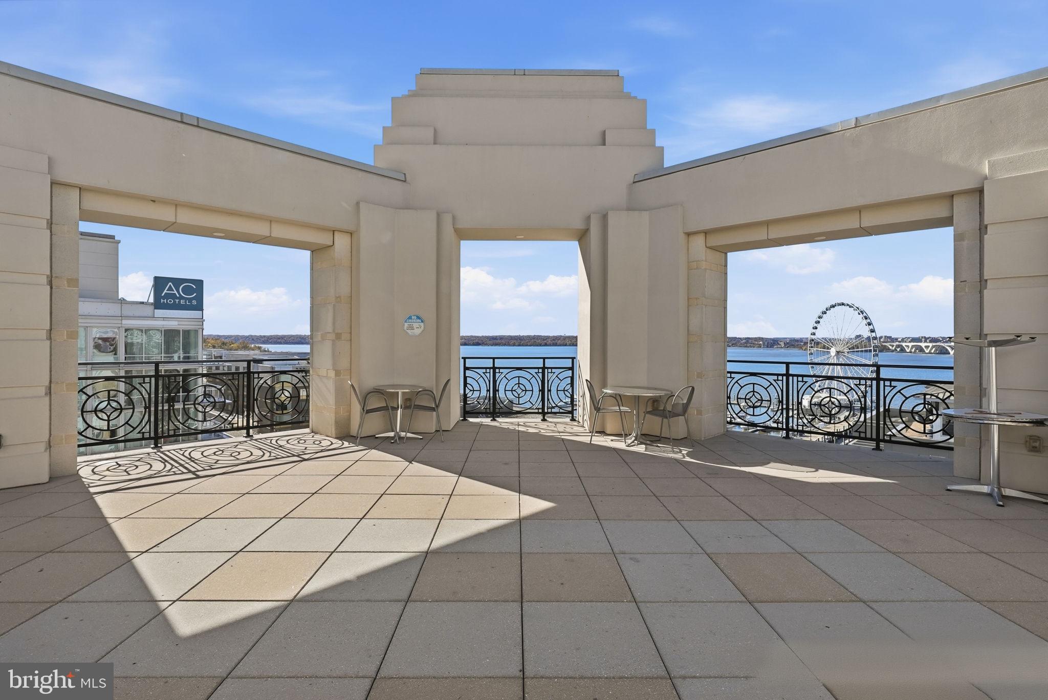 ONE NATIONAL HARBOR CONDOMINIUM - Residential