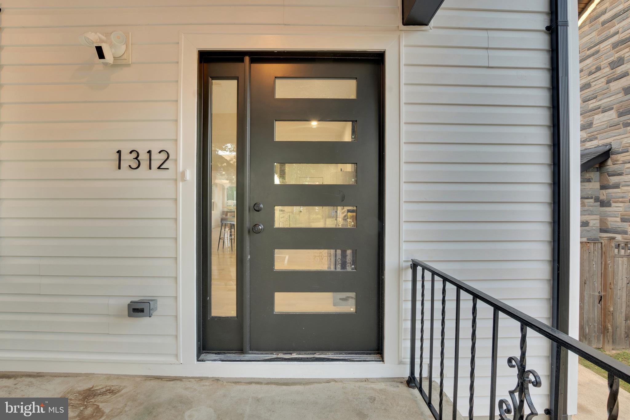 1312 FRANKLIN STREET NE