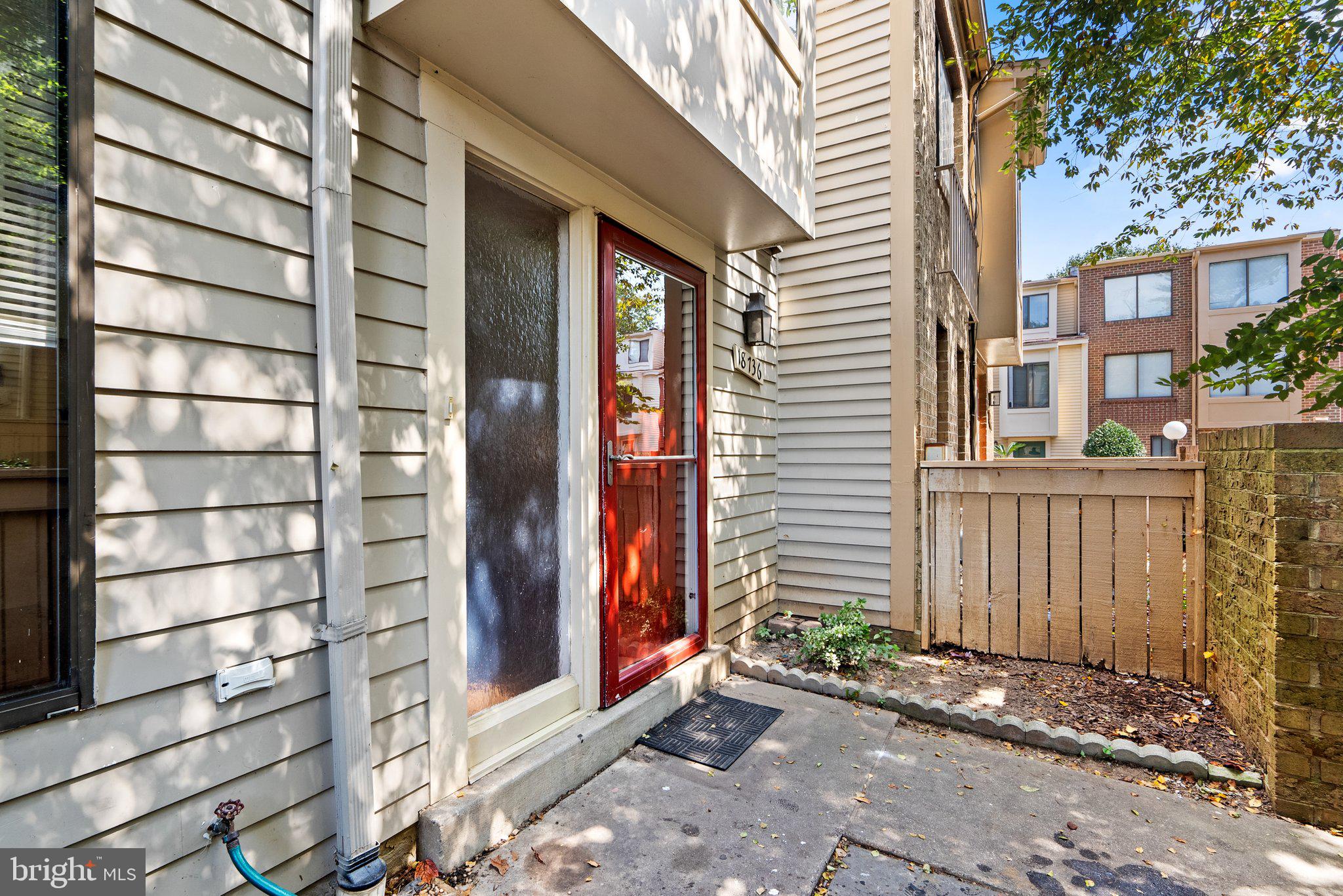 NATHANS HILL - Residential