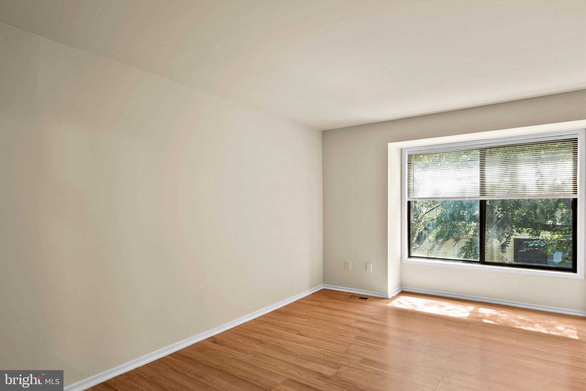 NATHANS HILL - Residential