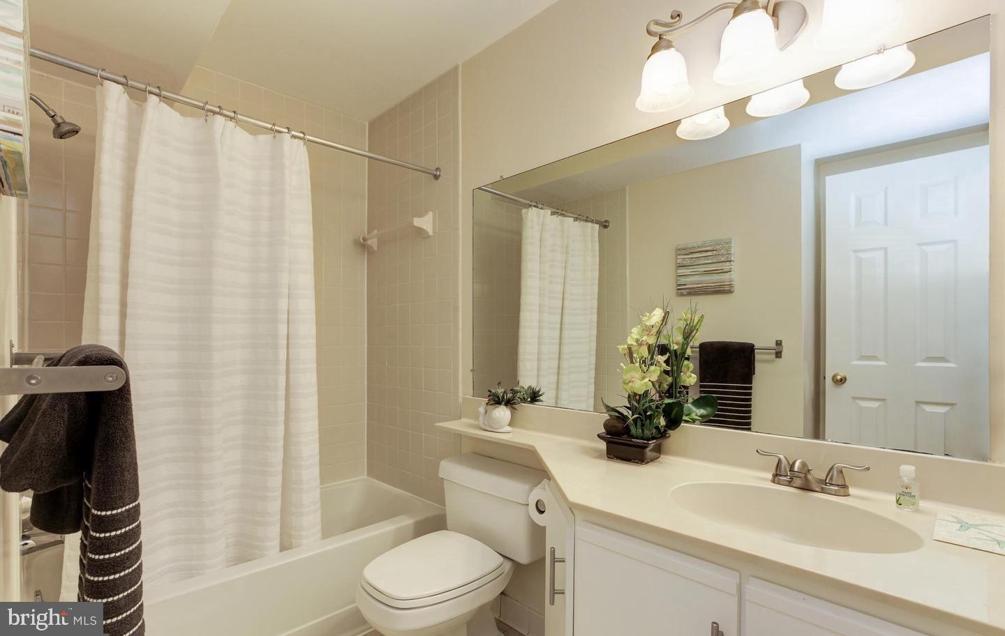 GABLES OF TUCKERMAN - Residential