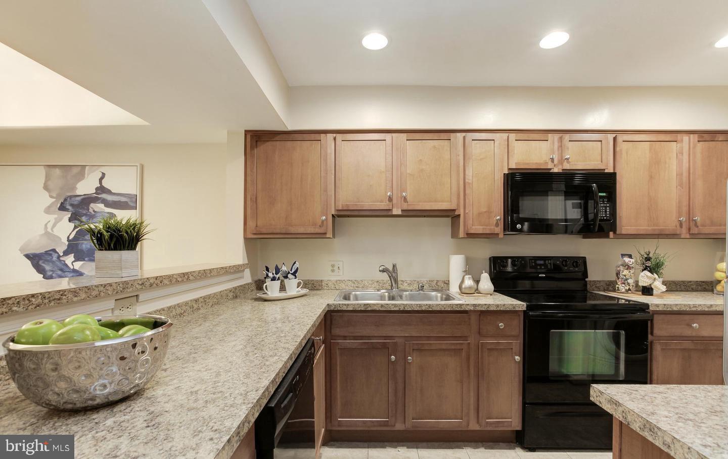 GABLES OF TUCKERMAN - Residential