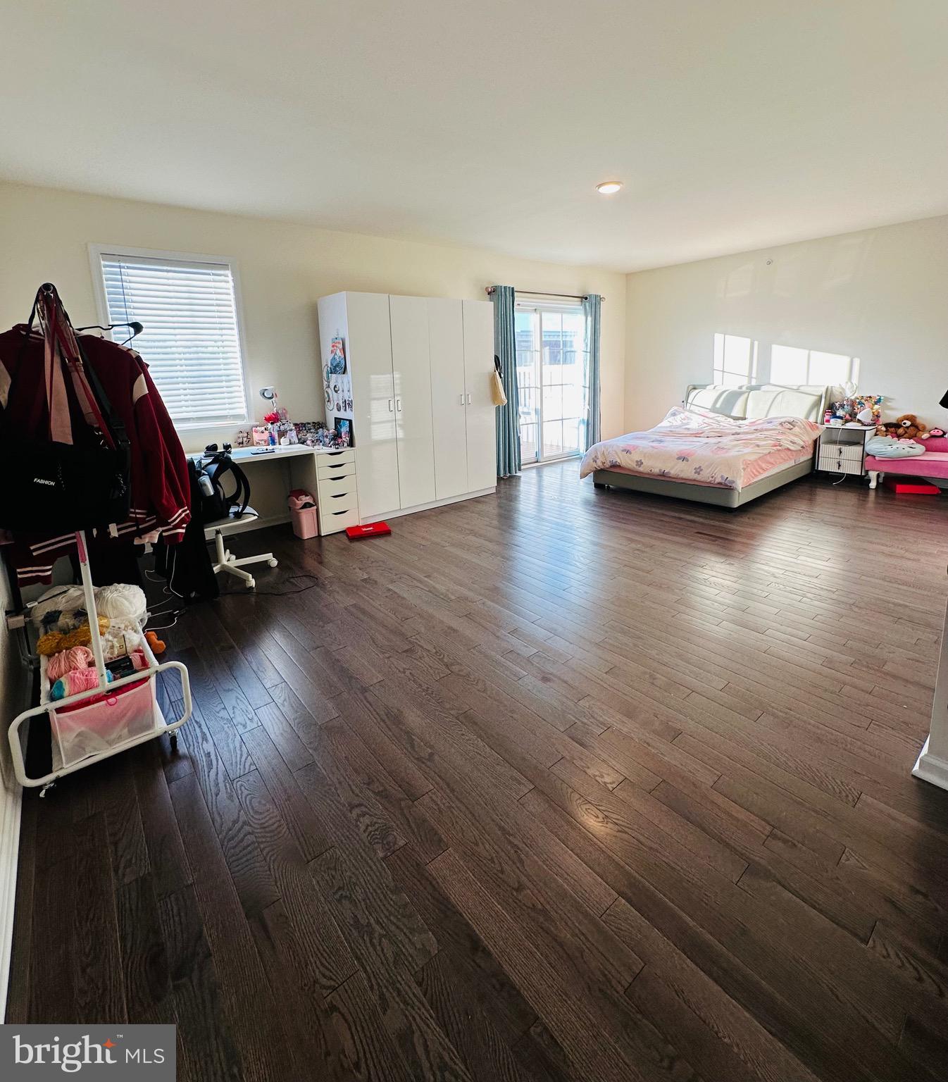 SIENA PLACE - Residential