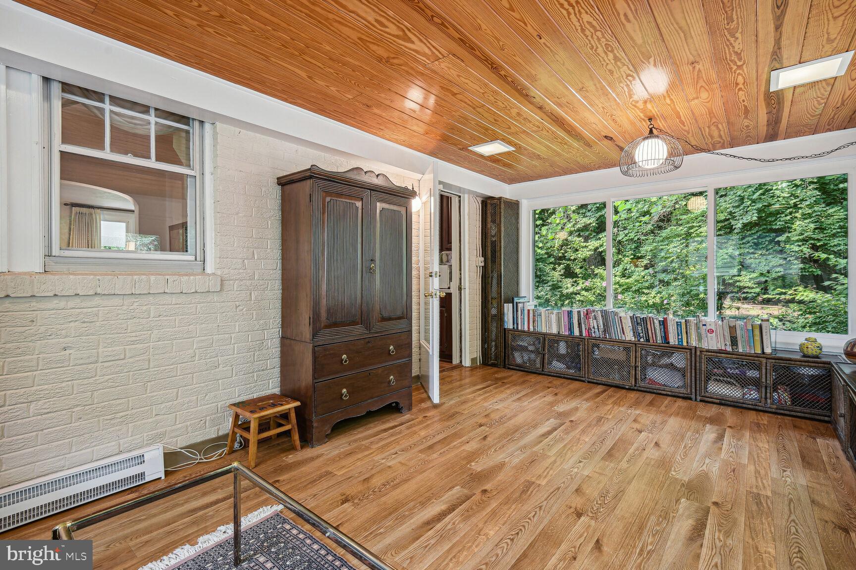 TAKOMA PARK - Residential