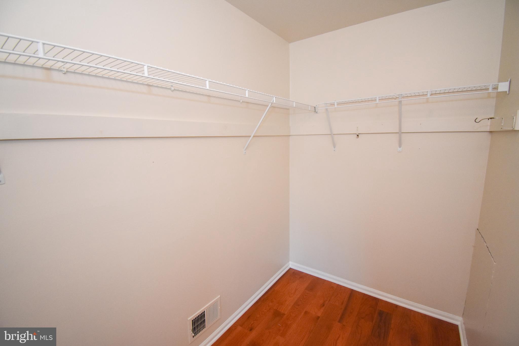 EAGLE RIDGE - Residential Lease