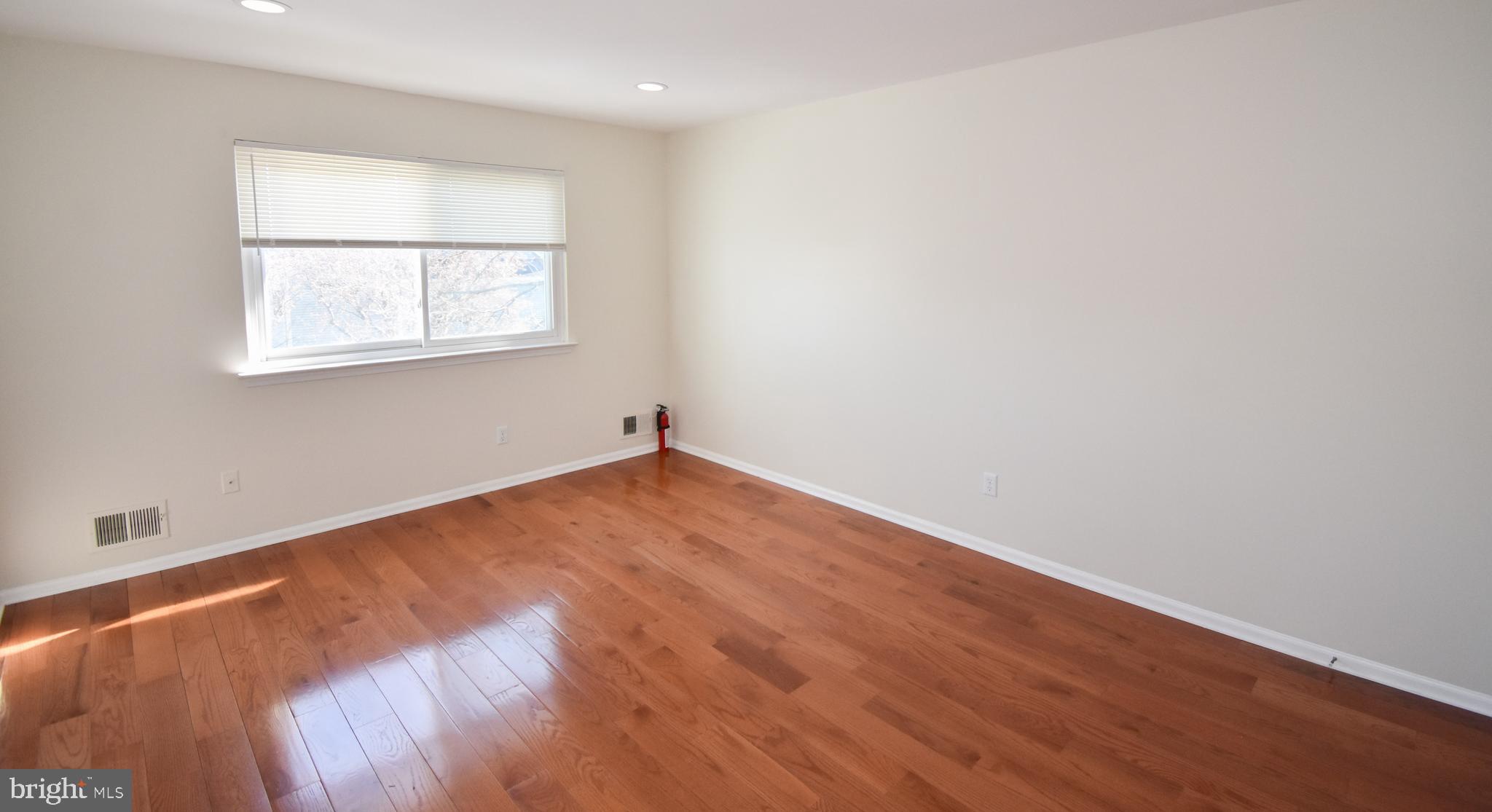 EAGLE RIDGE - Residential Lease