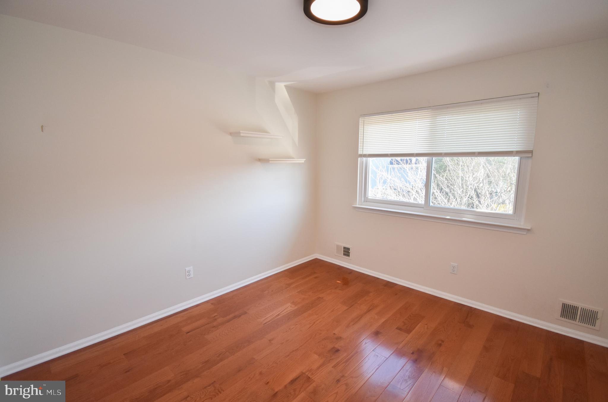 EAGLE RIDGE - Residential Lease