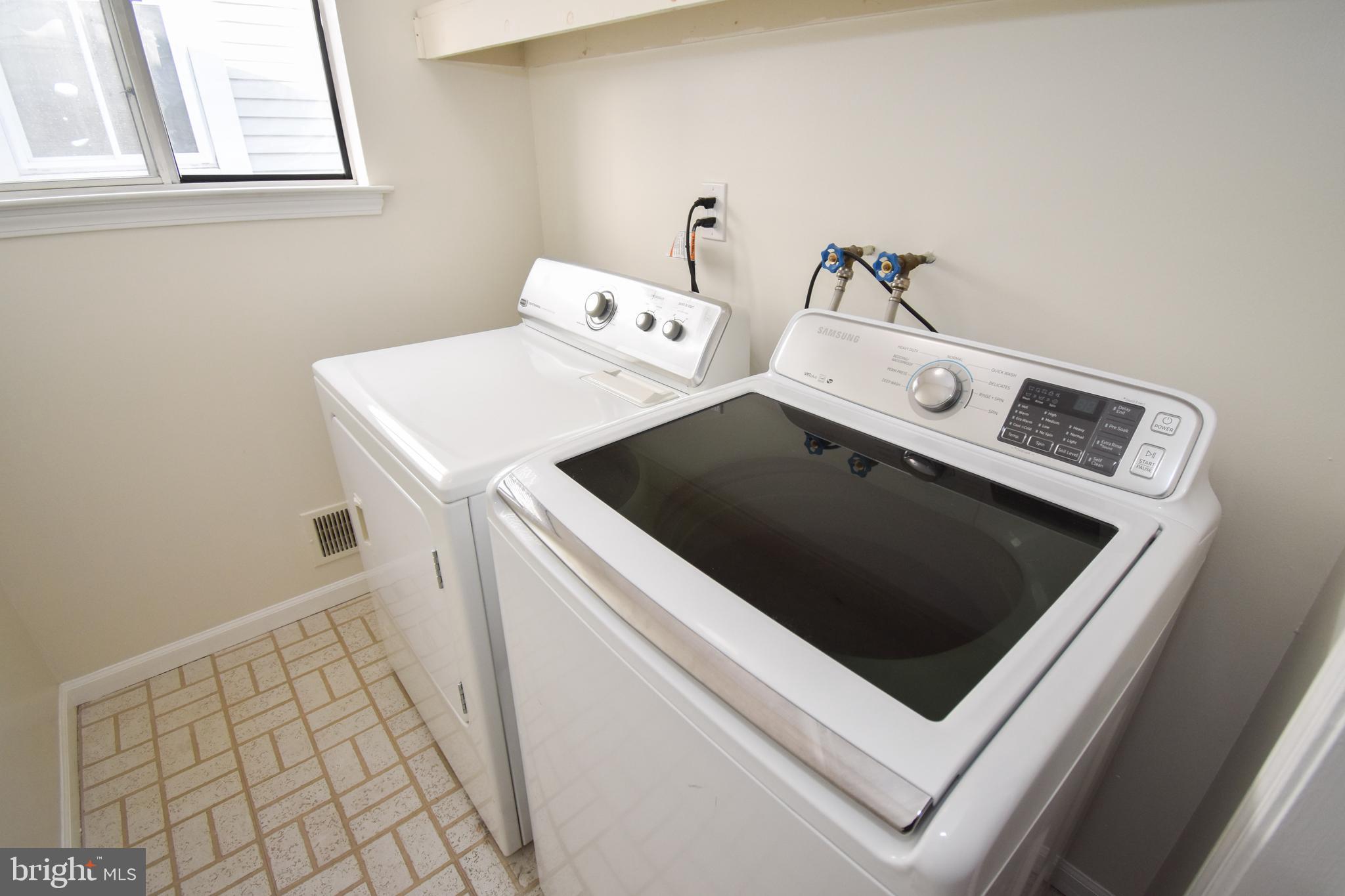 EAGLE RIDGE - Residential Lease