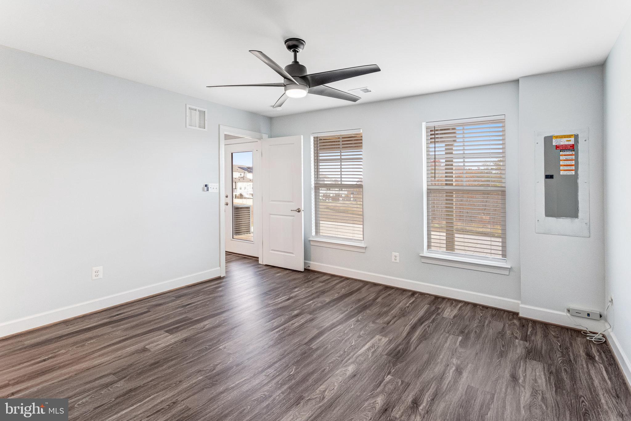 EMBREY MILL - Residential