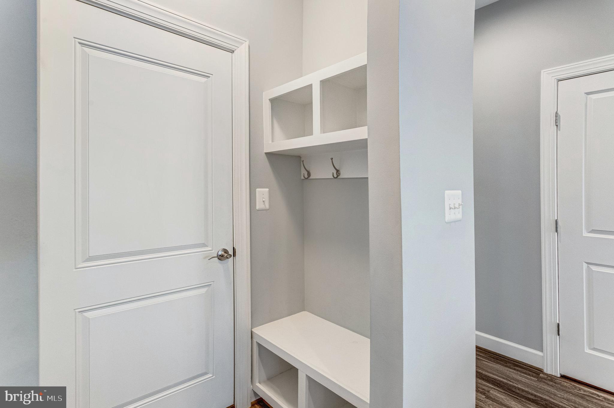 EMBREY MILL - Residential