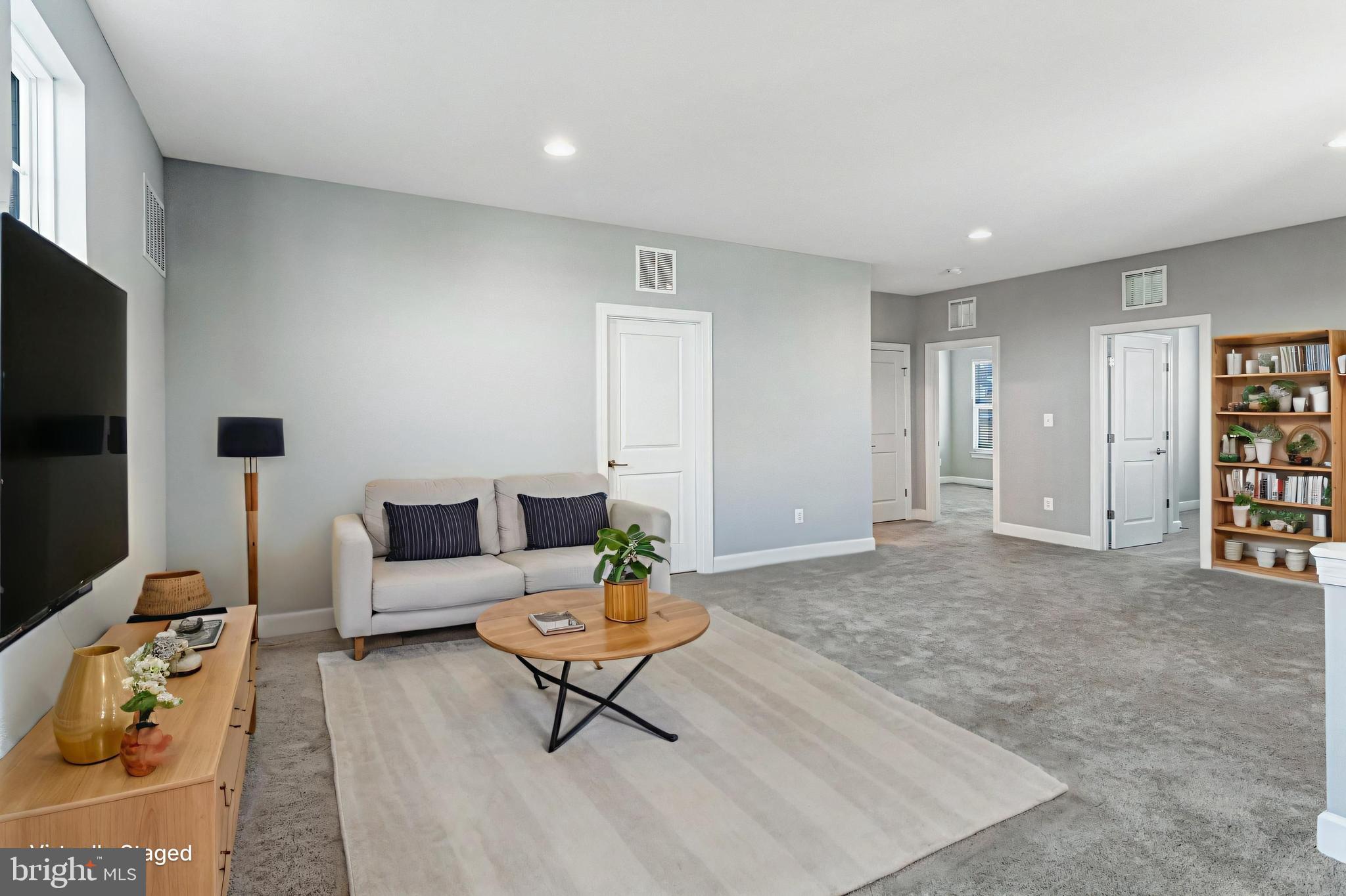 EMBREY MILL - Residential