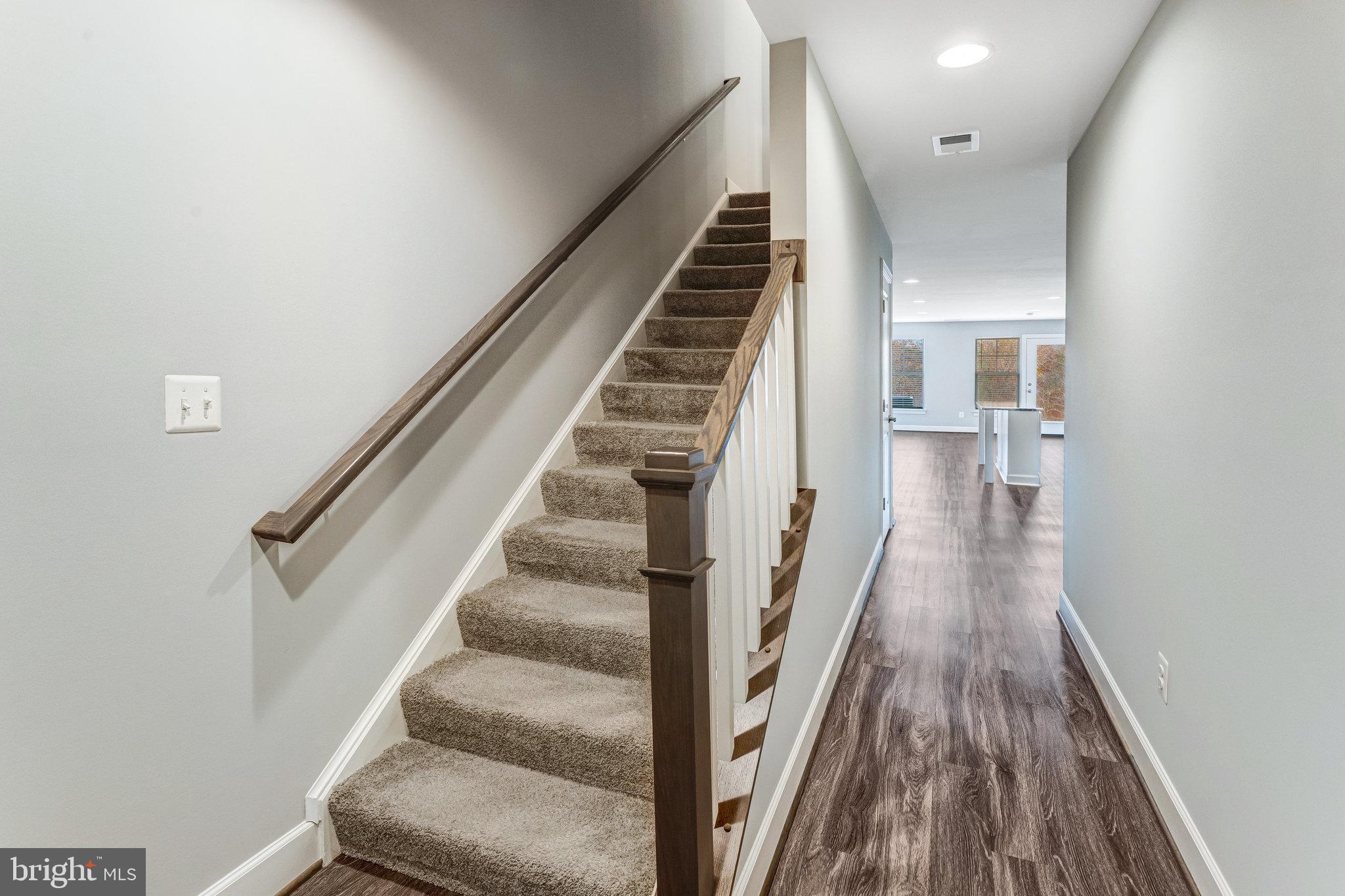 EMBREY MILL - Residential