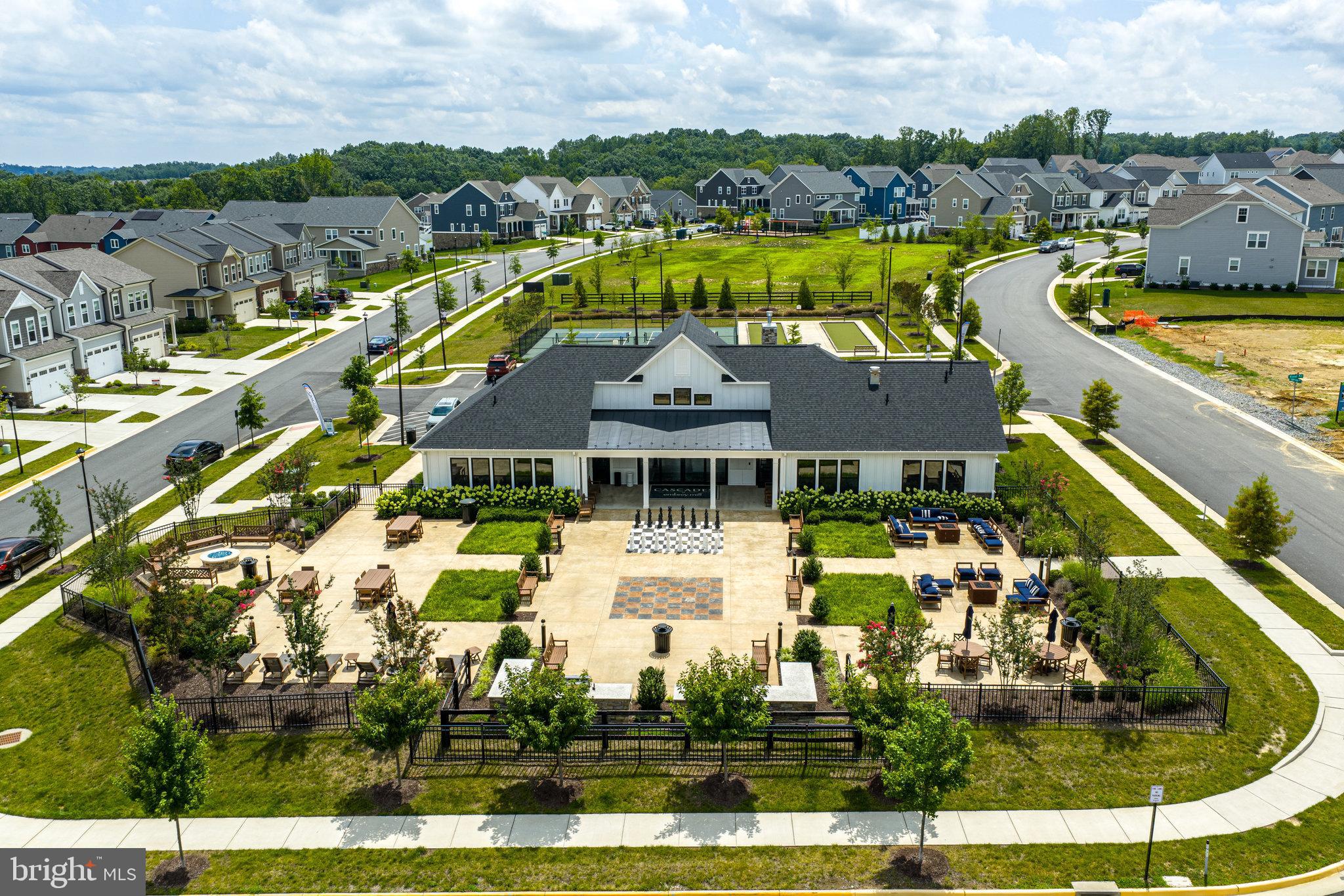 EMBREY MILL - Residential