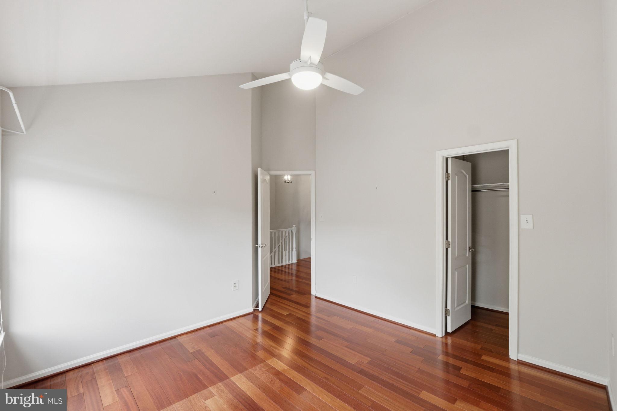 CAMBRIDGE WALK - Residential