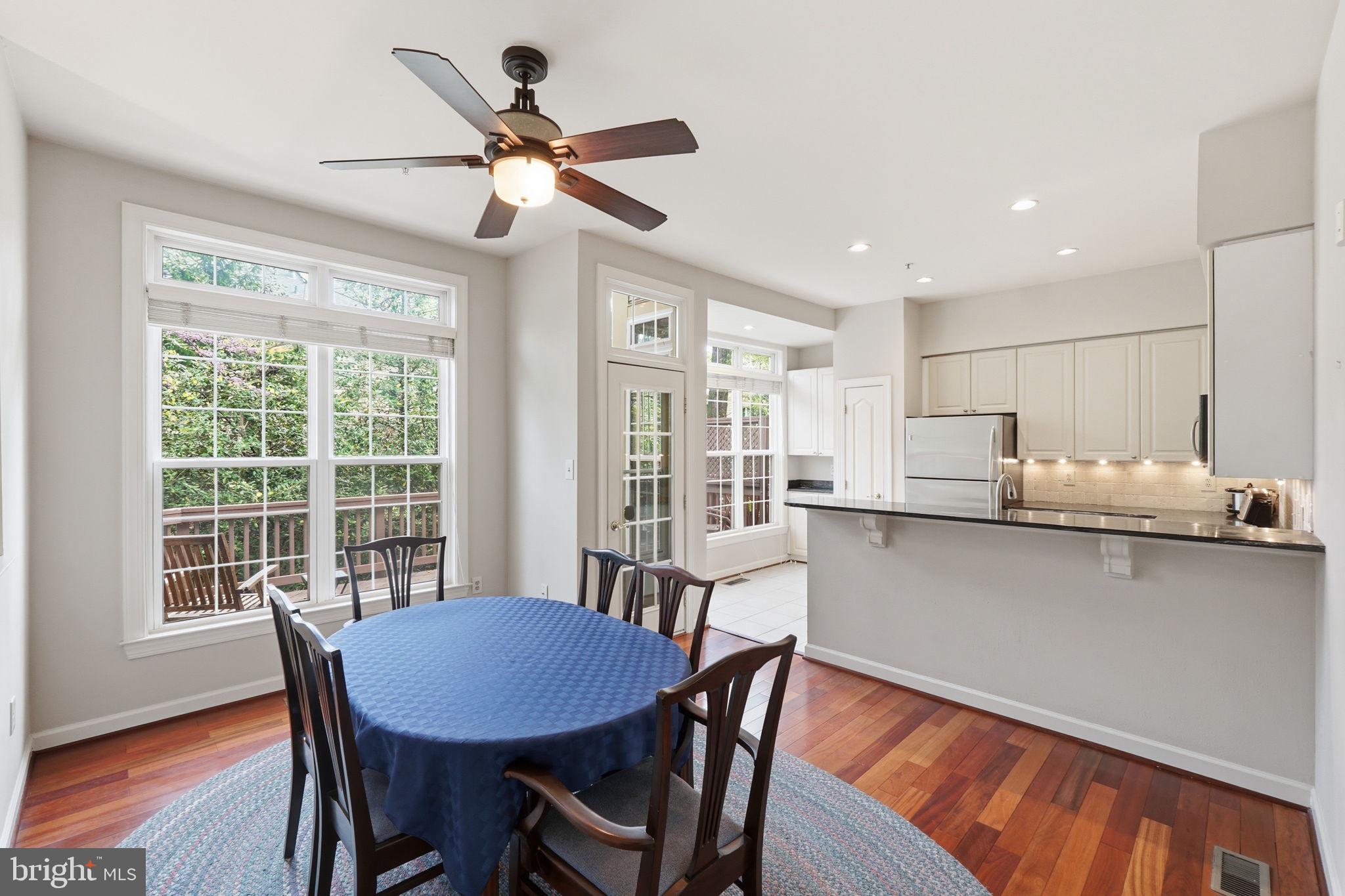 CAMBRIDGE WALK - Residential