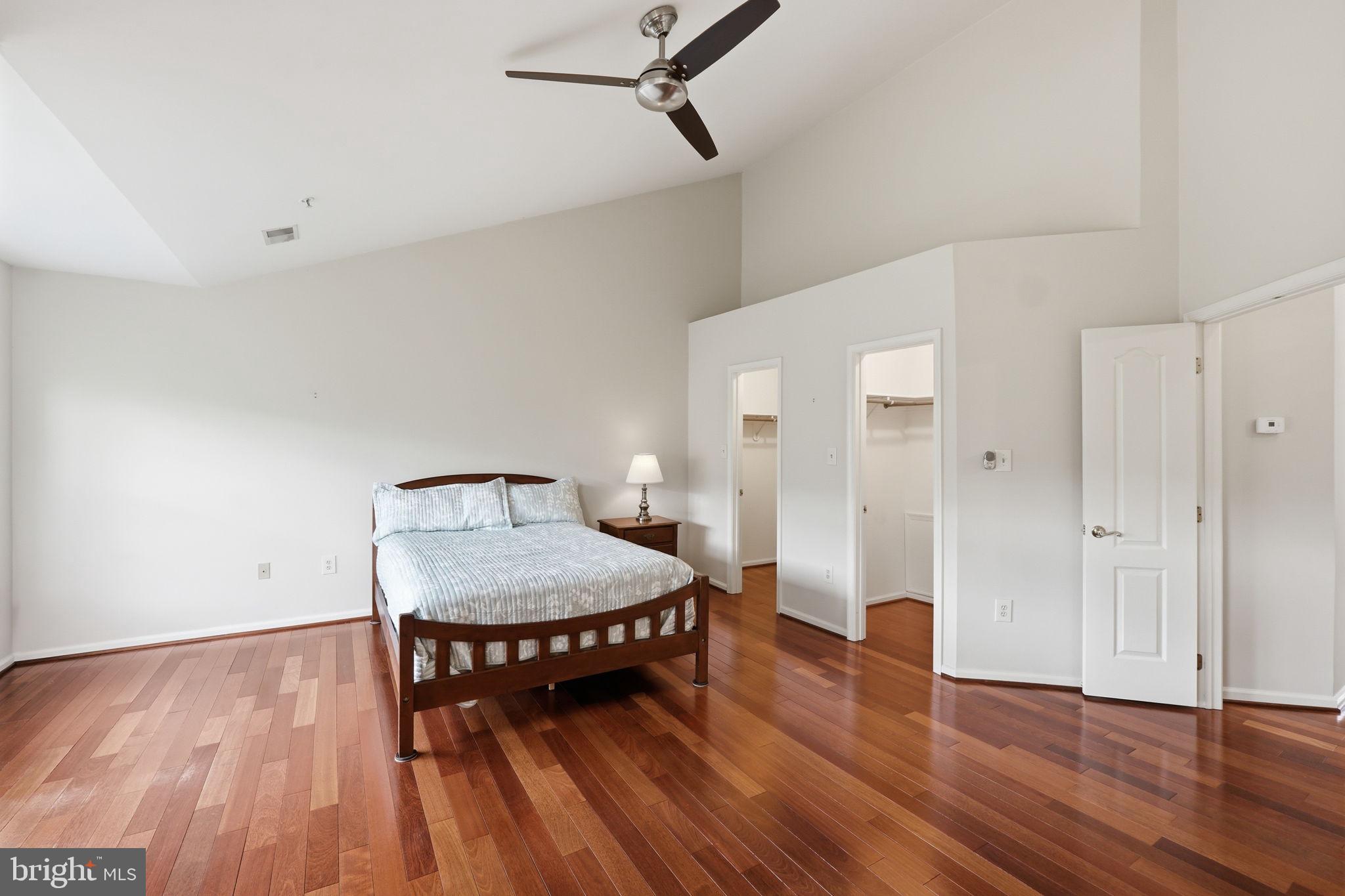 CAMBRIDGE WALK - Residential