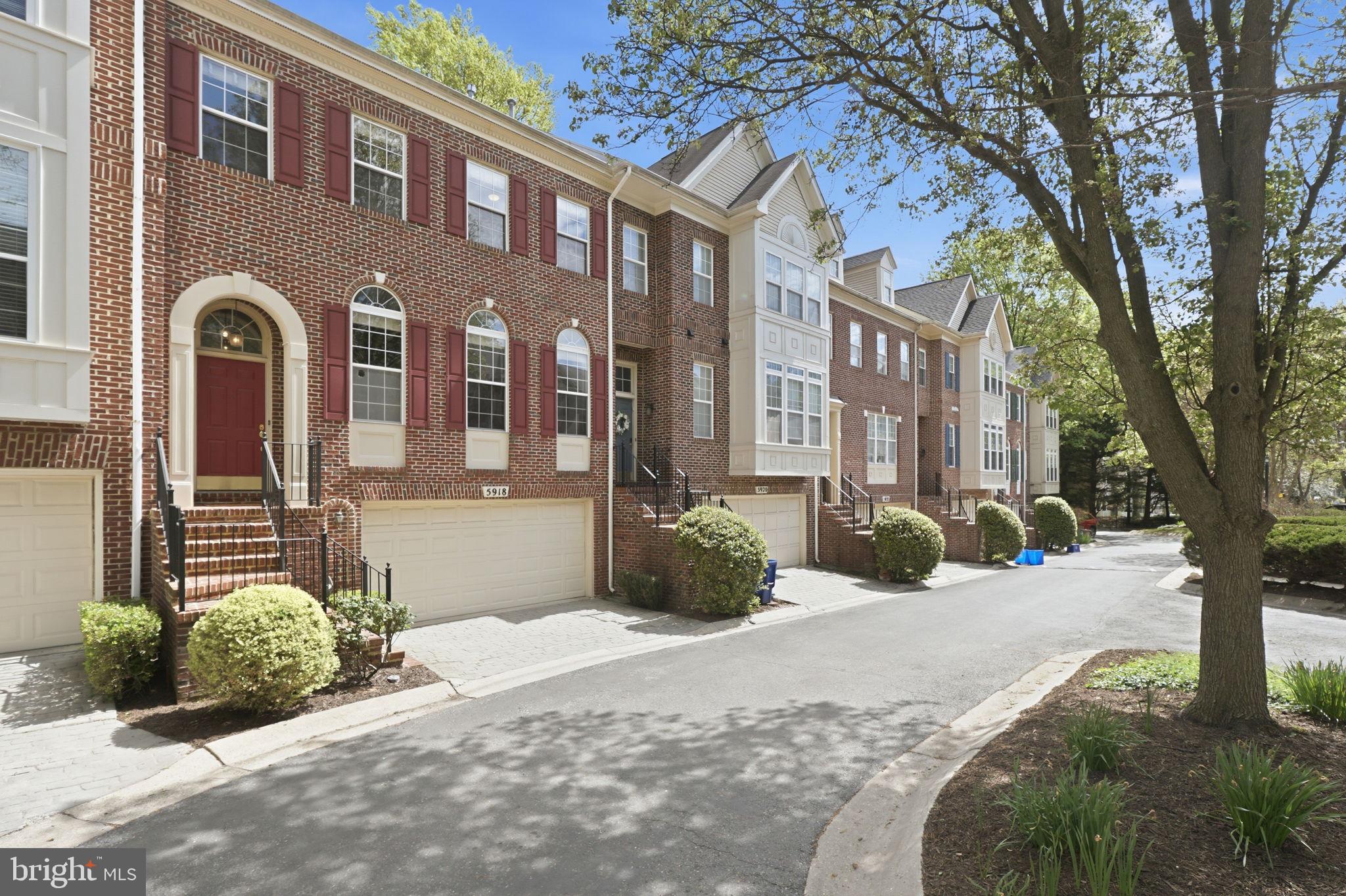 CAMBRIDGE WALK - Residential