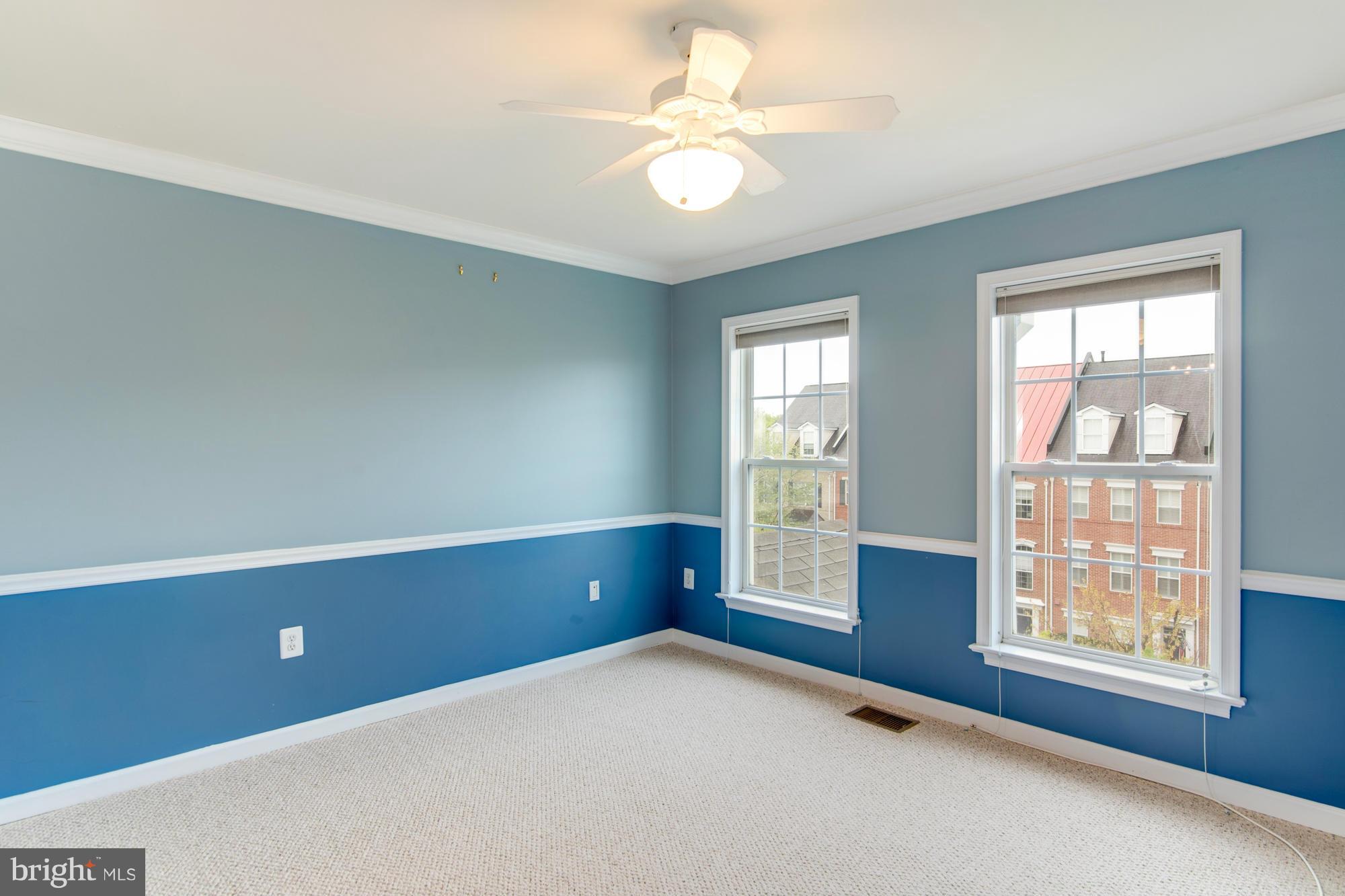 CONDOS AT CAMERON BLVD - Residential Lease