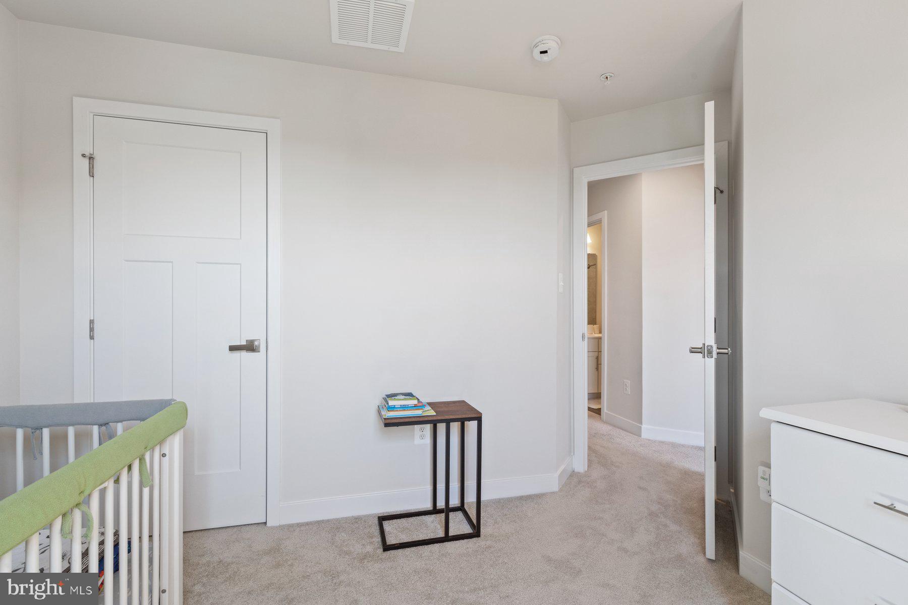 LAKE LINGANORE - Residential