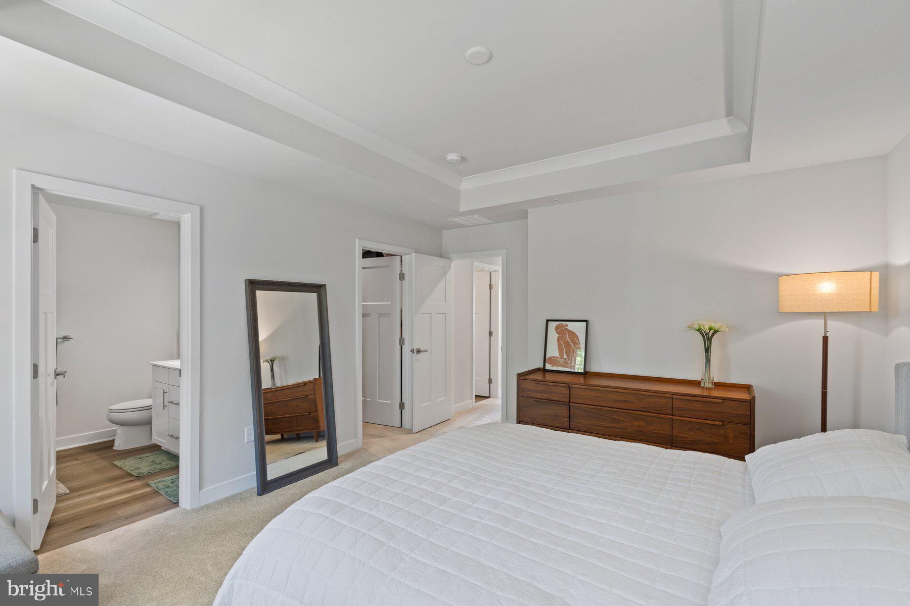 LAKE LINGANORE - Residential