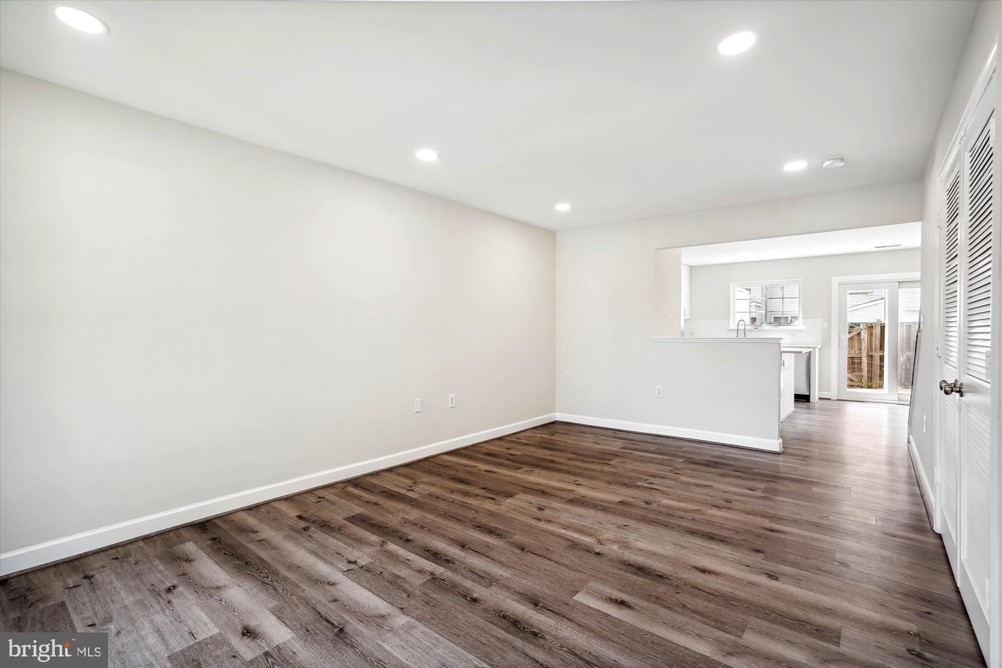 GREENS AT FAIR LAKES - Residential