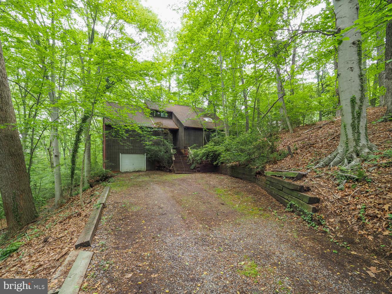 524 RIDGE ROAD