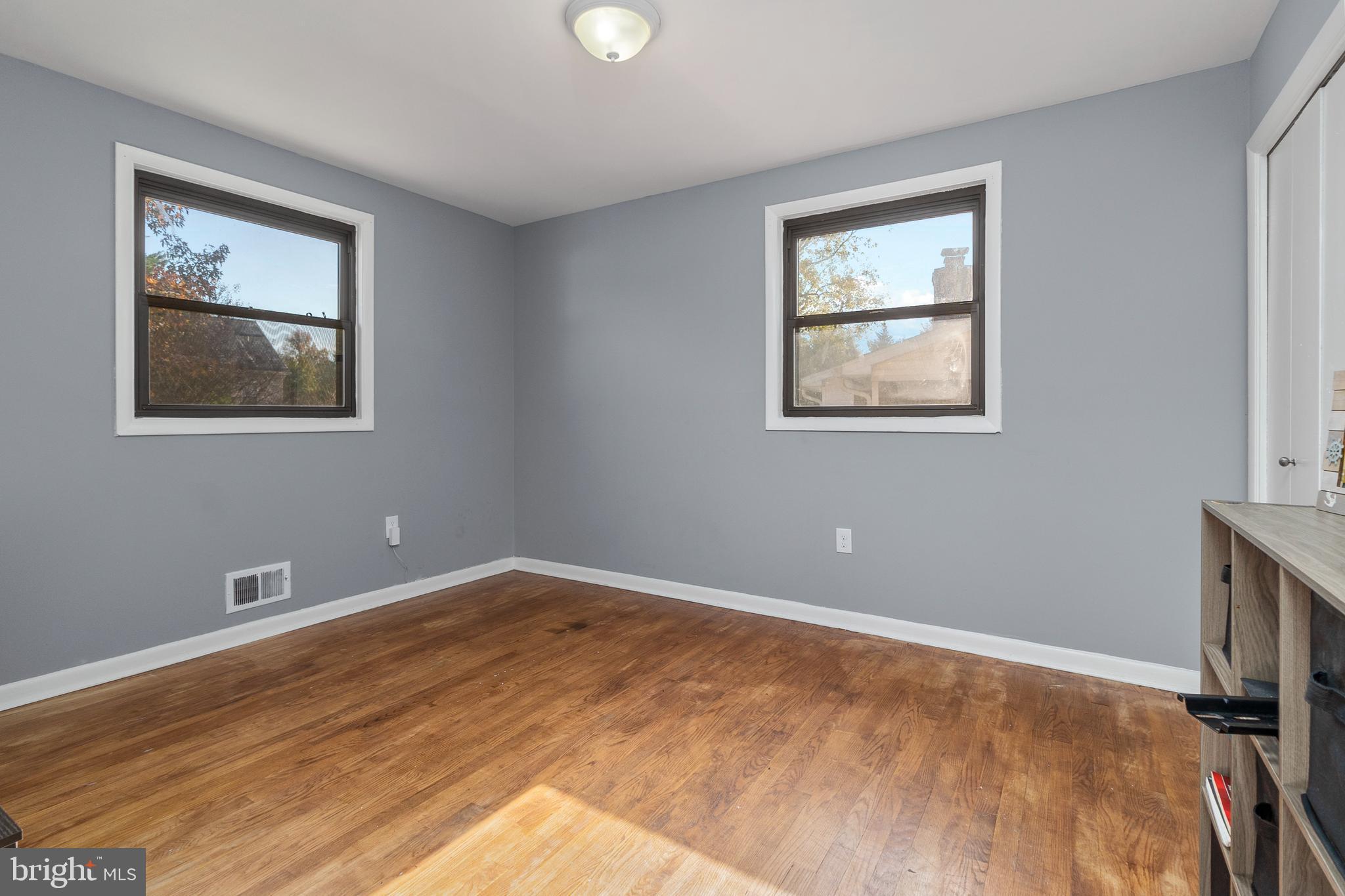 MELLWOOD HILLS - Residential