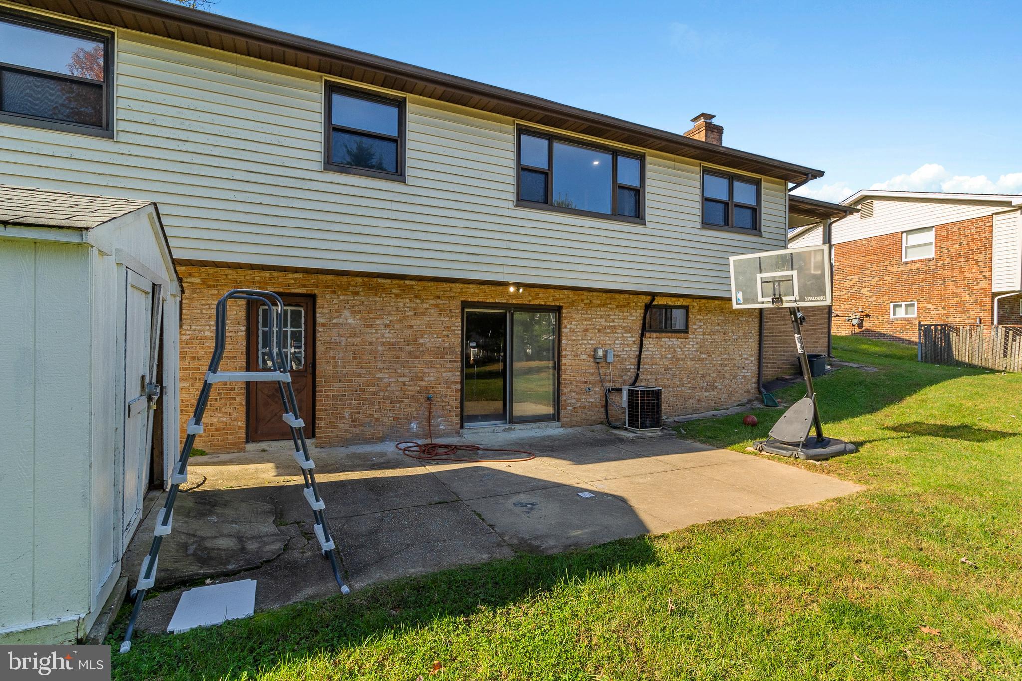 MELLWOOD HILLS - Residential