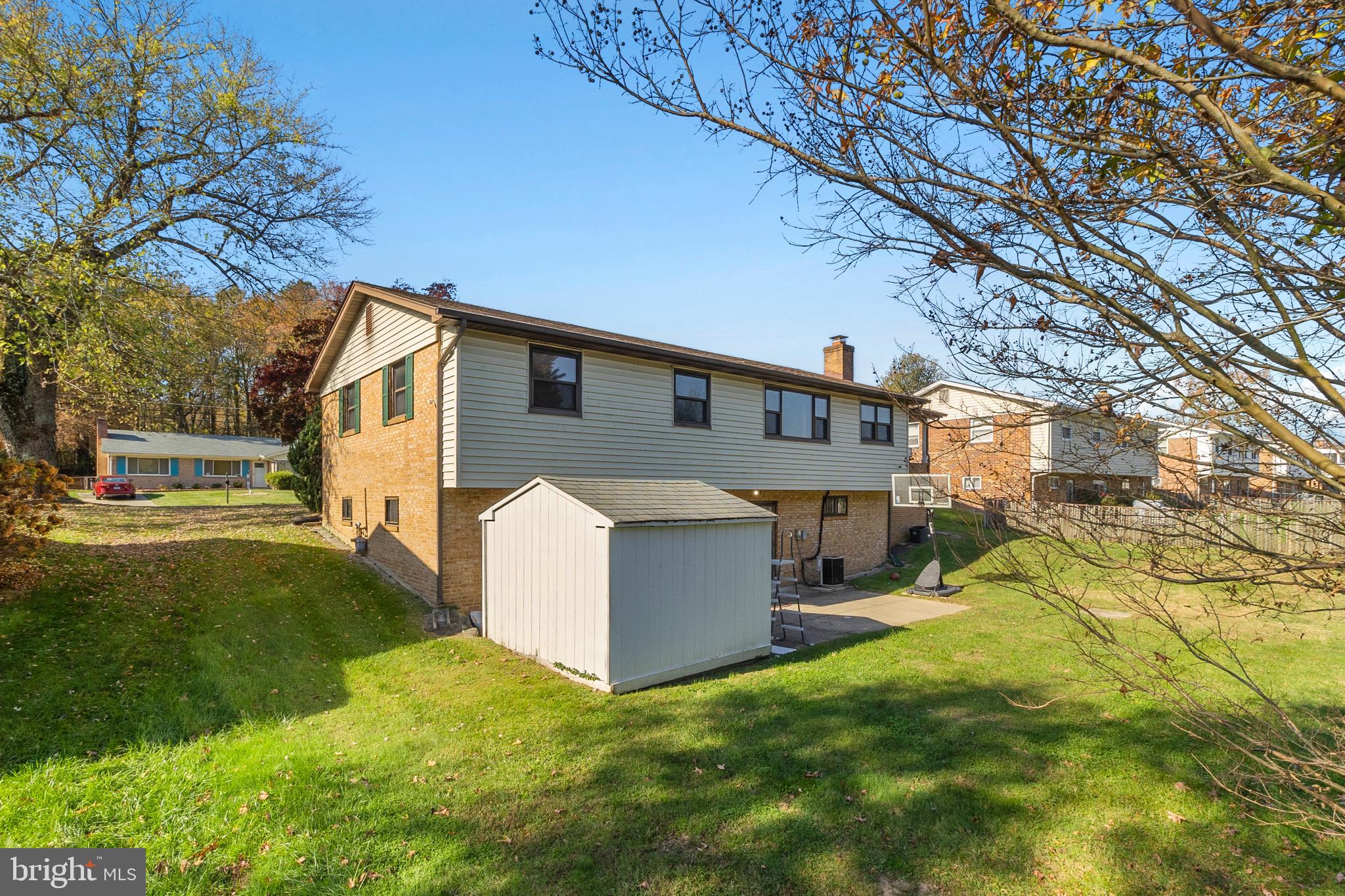 MELLWOOD HILLS - Residential