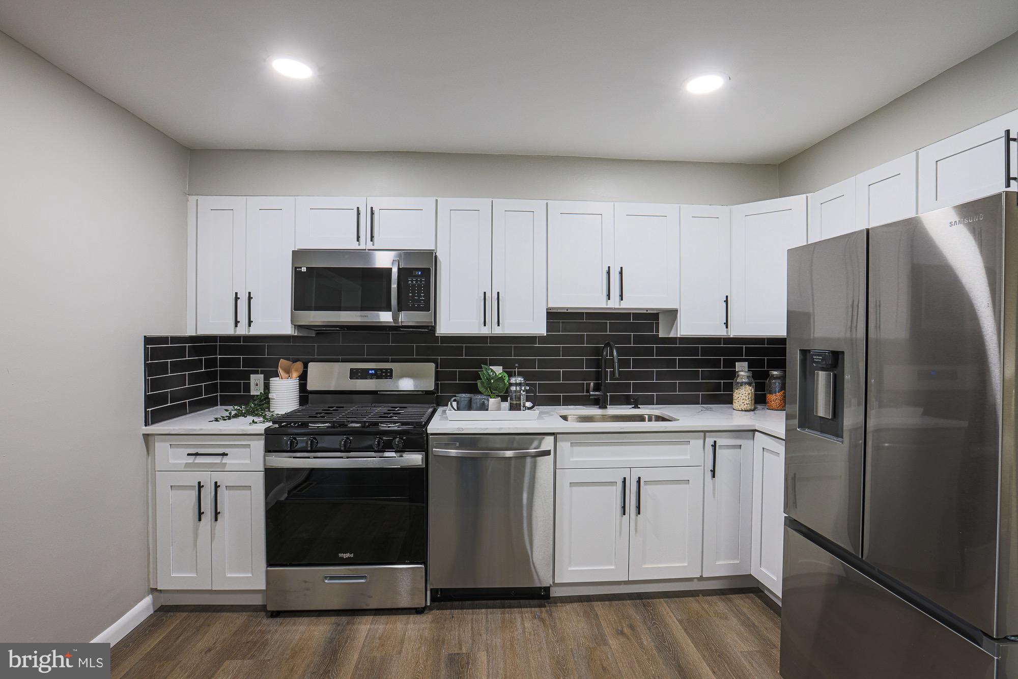 GRAY HAVEN - Residential