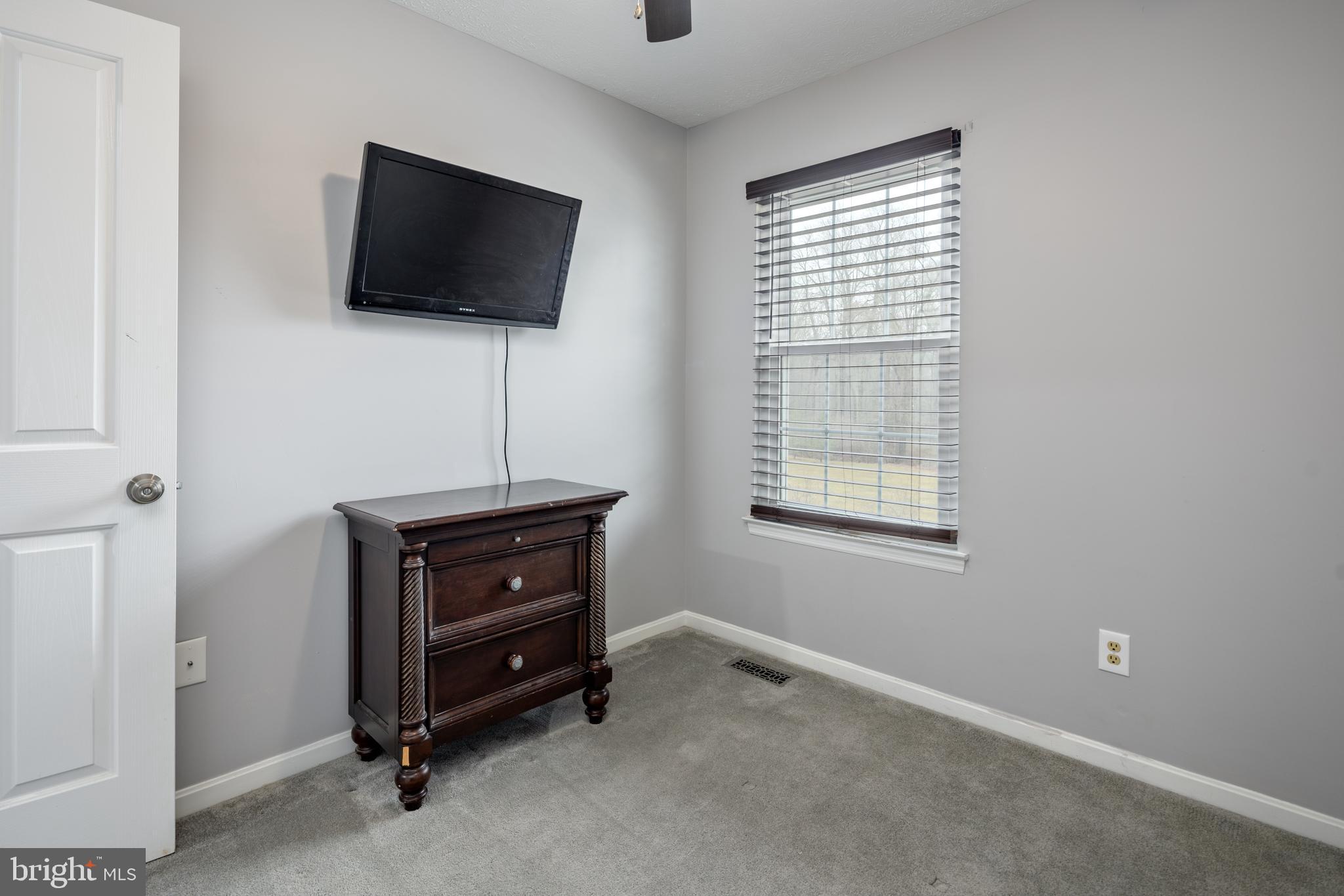 CARROLLWOOD MANOR - Residential