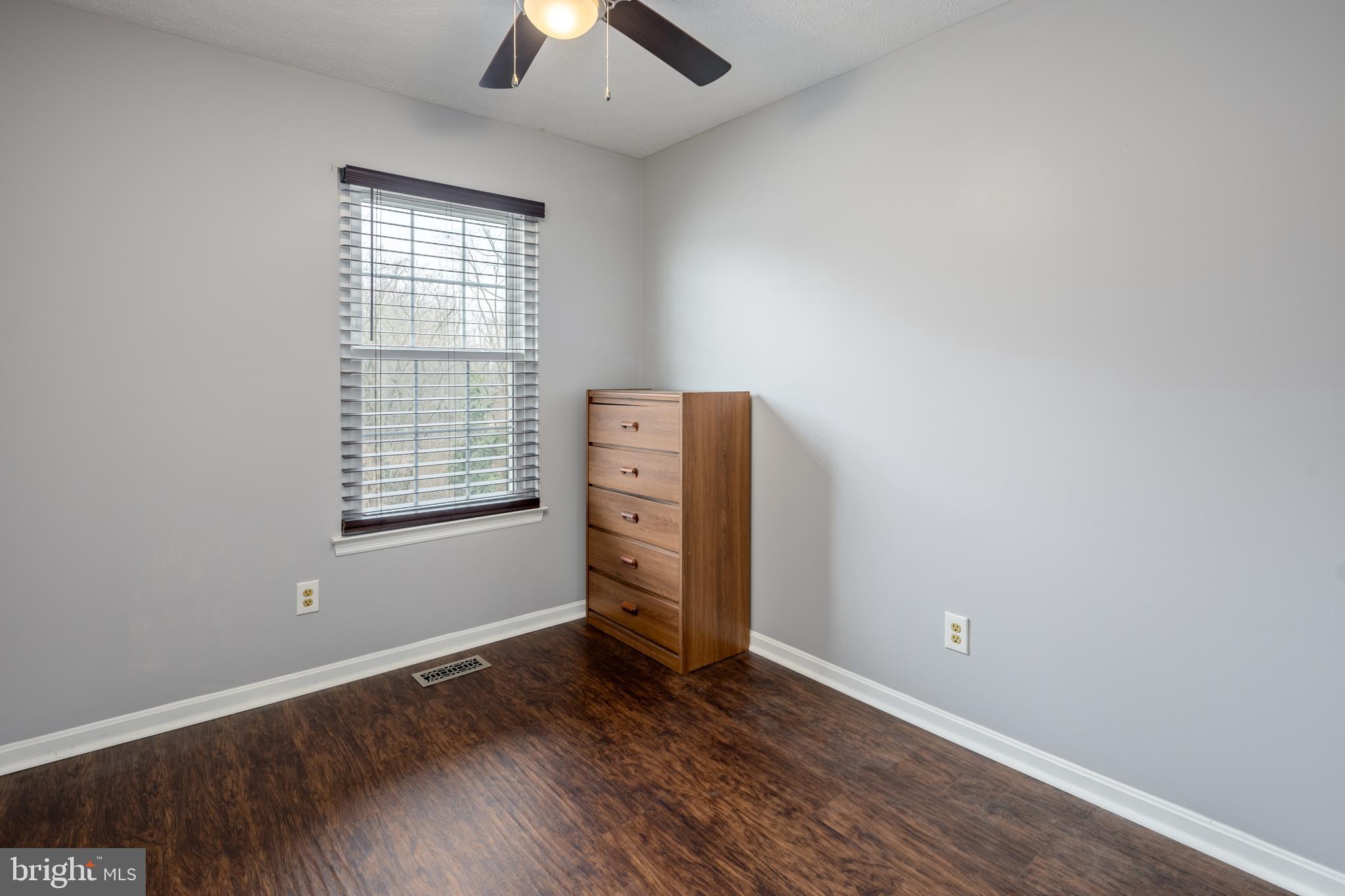 CARROLLWOOD MANOR - Residential