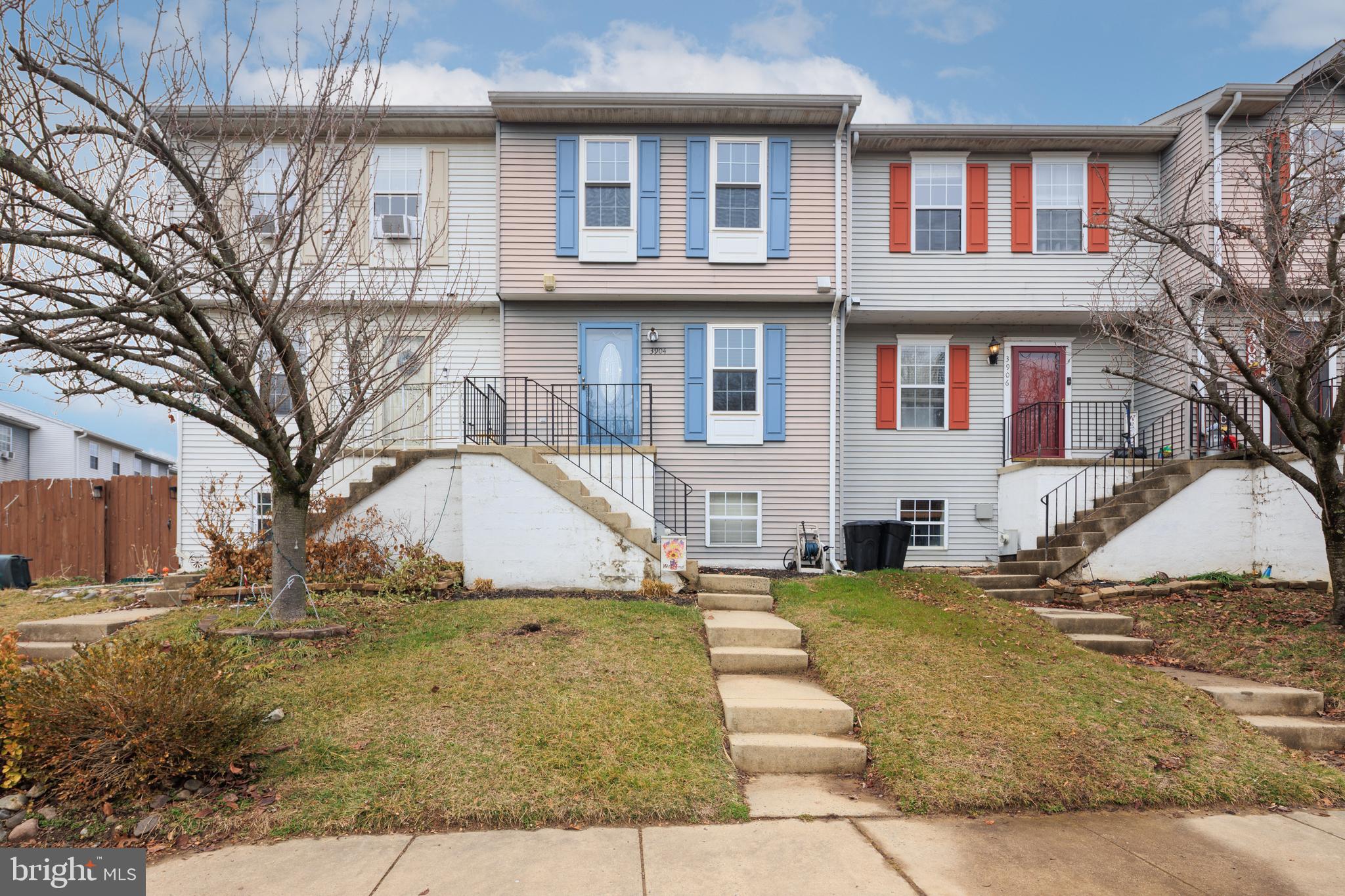 CARROLLWOOD MANOR - Residential