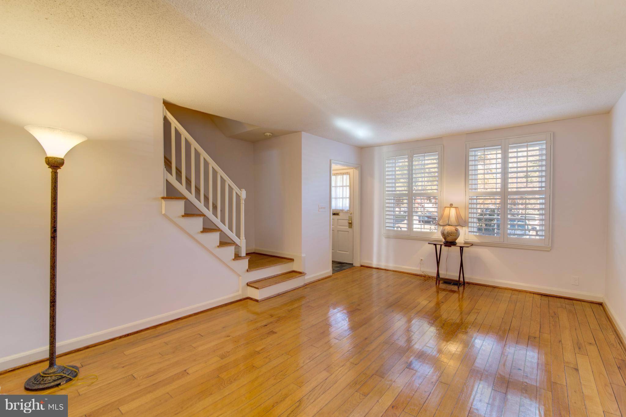 FAIRLINGTON GLEN - Residential