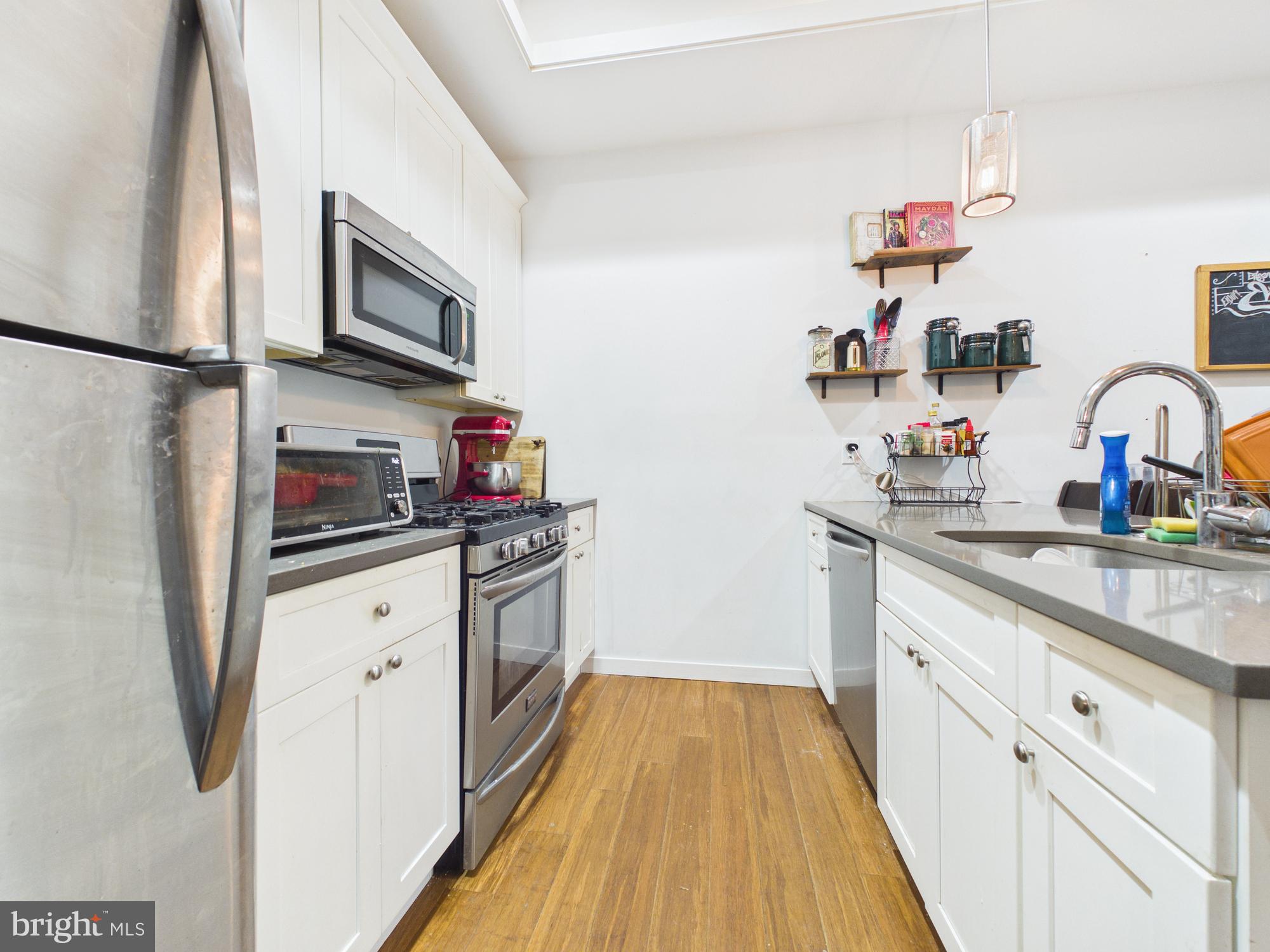 LUDLOW - Residential