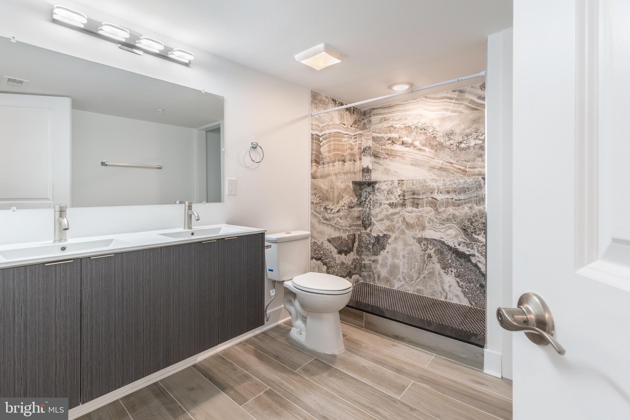 LUDLOW - Residential Lease