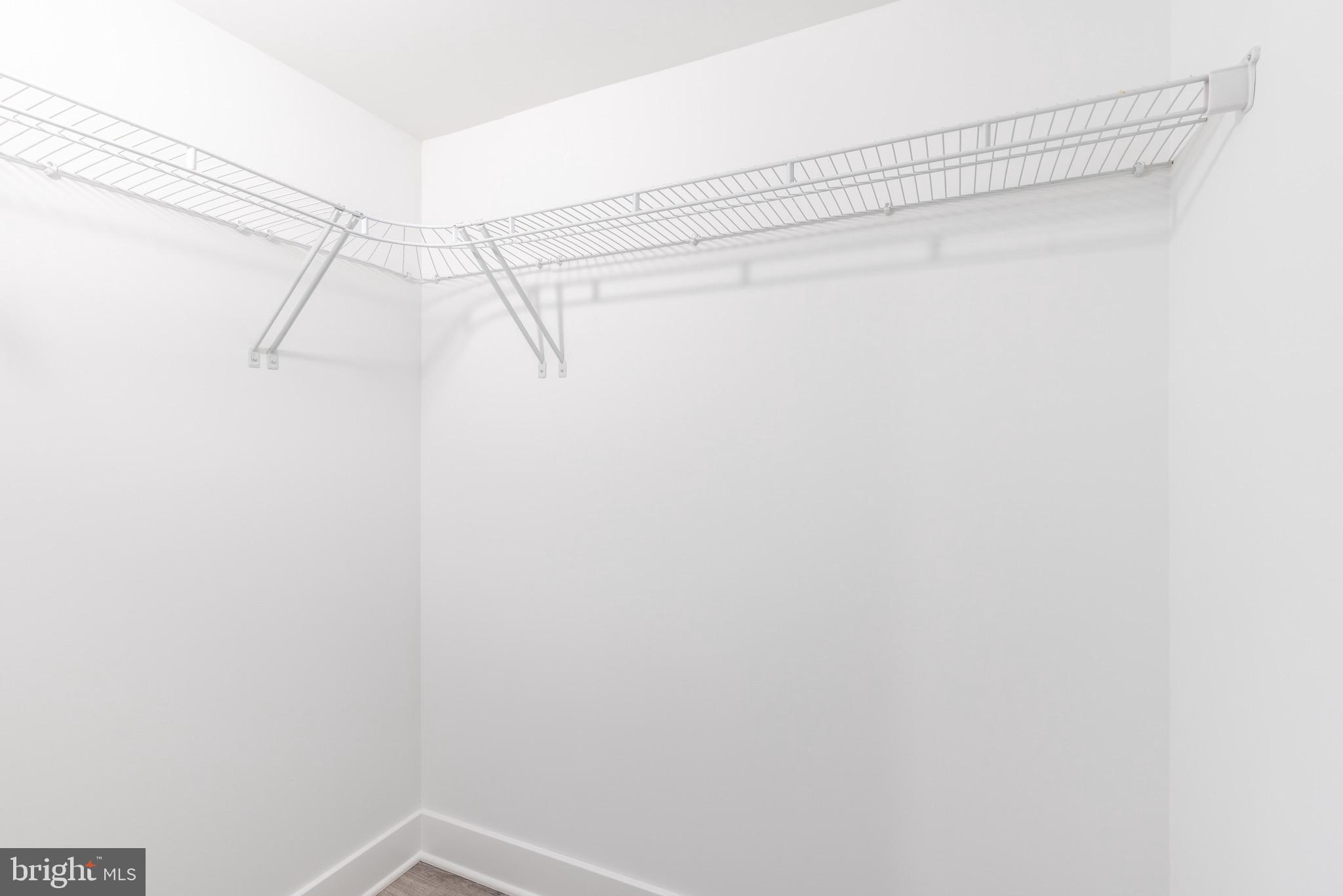 LUDLOW - Residential Lease