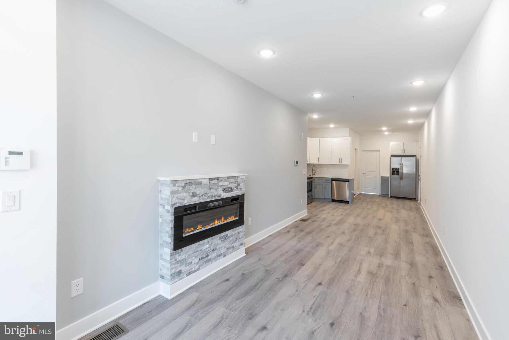 LUDLOW - Residential Lease