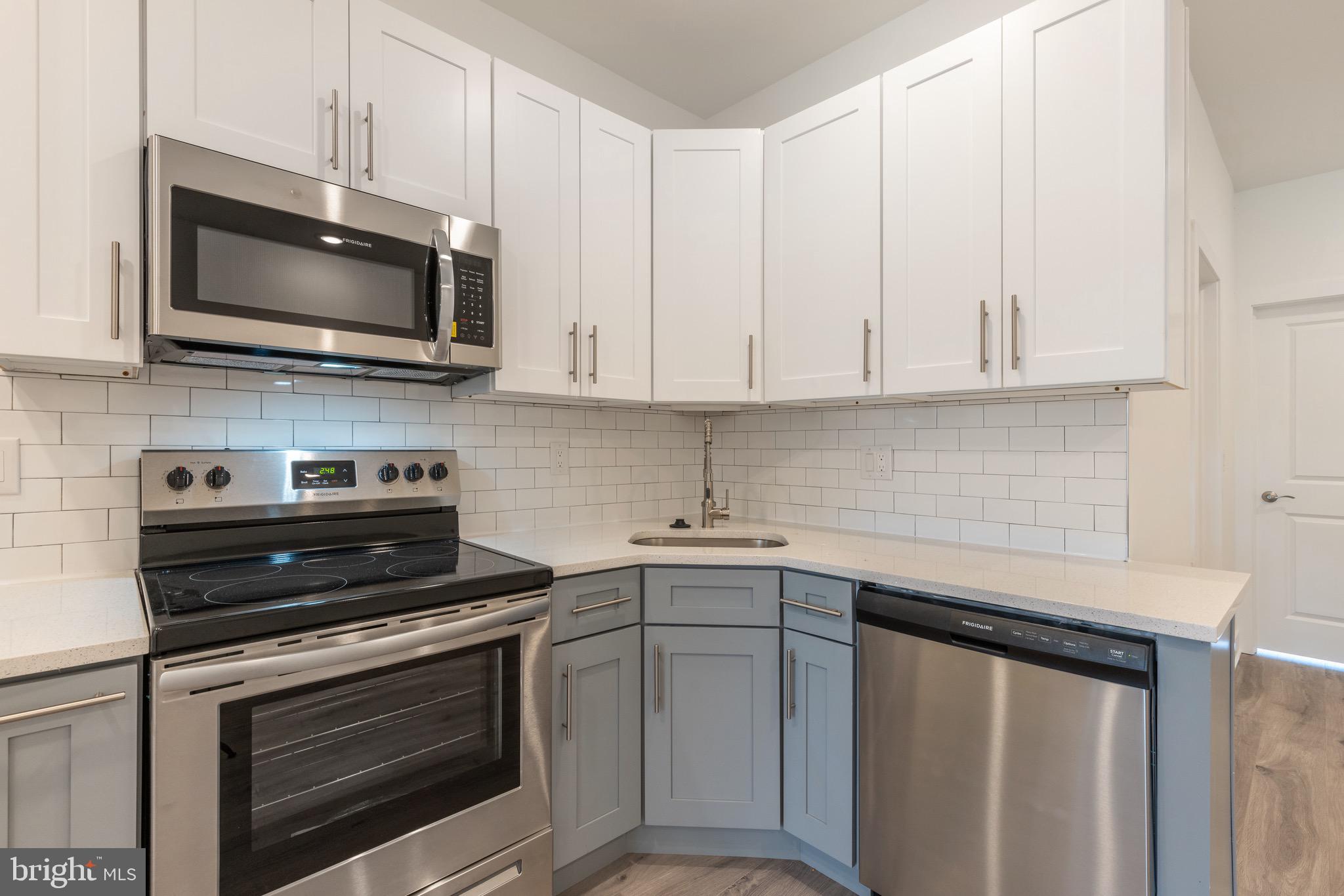 LUDLOW - Residential Lease