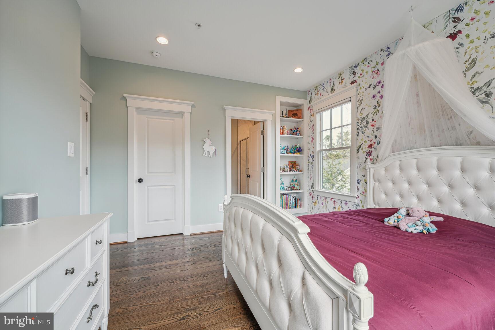 COHASSET - Residential