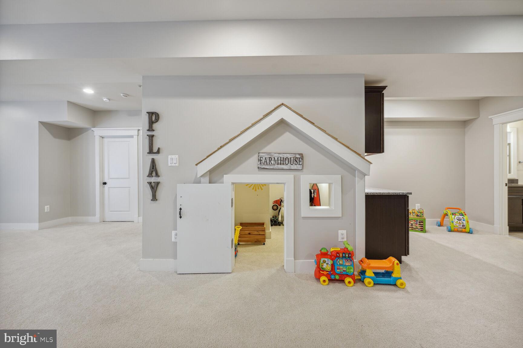 COHASSET - Residential