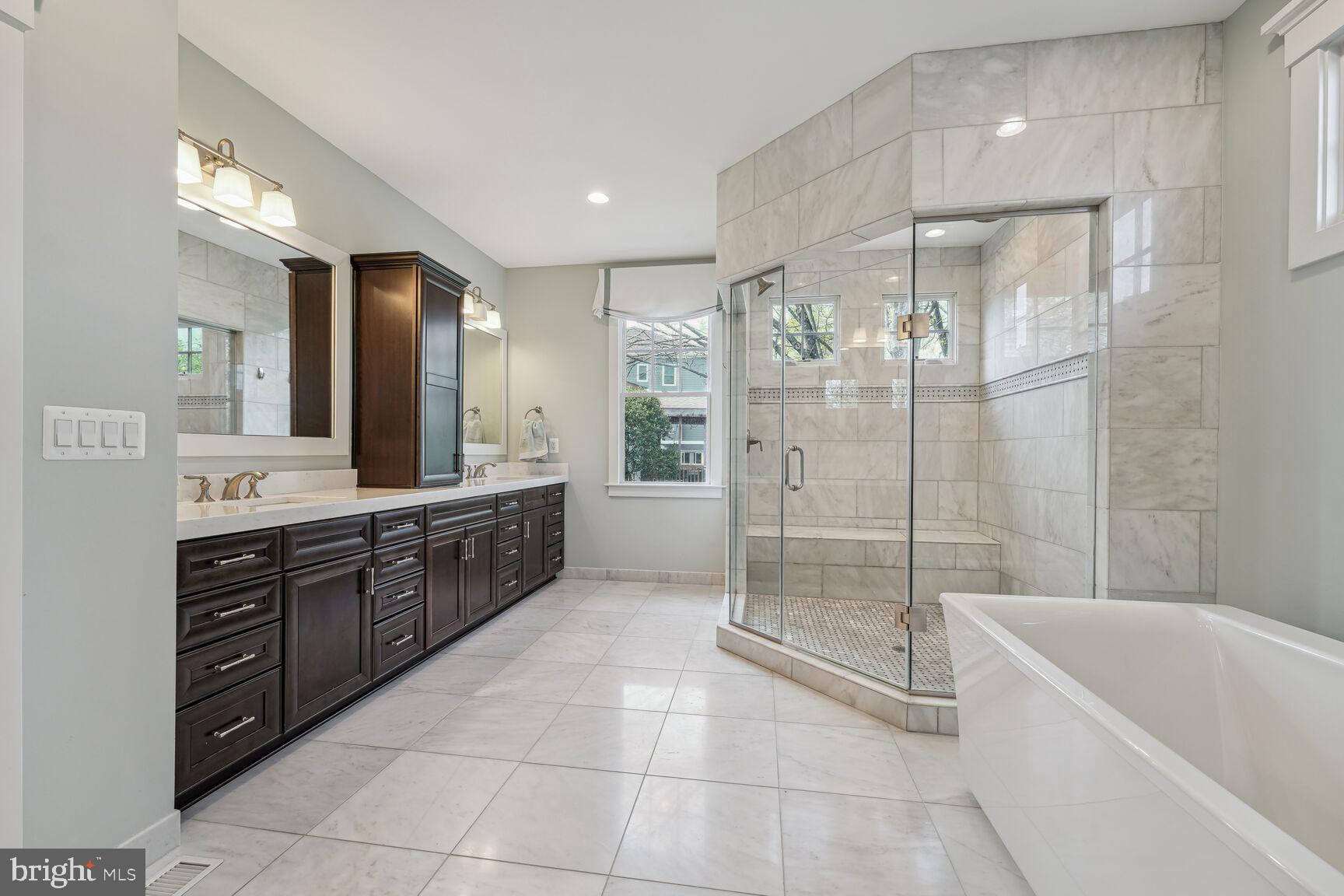 COHASSET - Residential