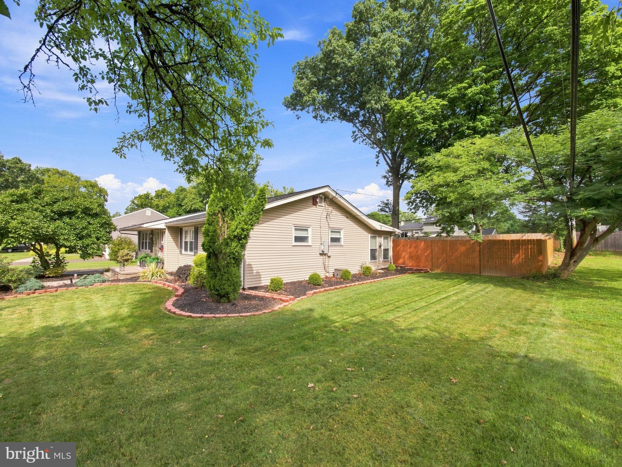 906 BIG OAK ROAD