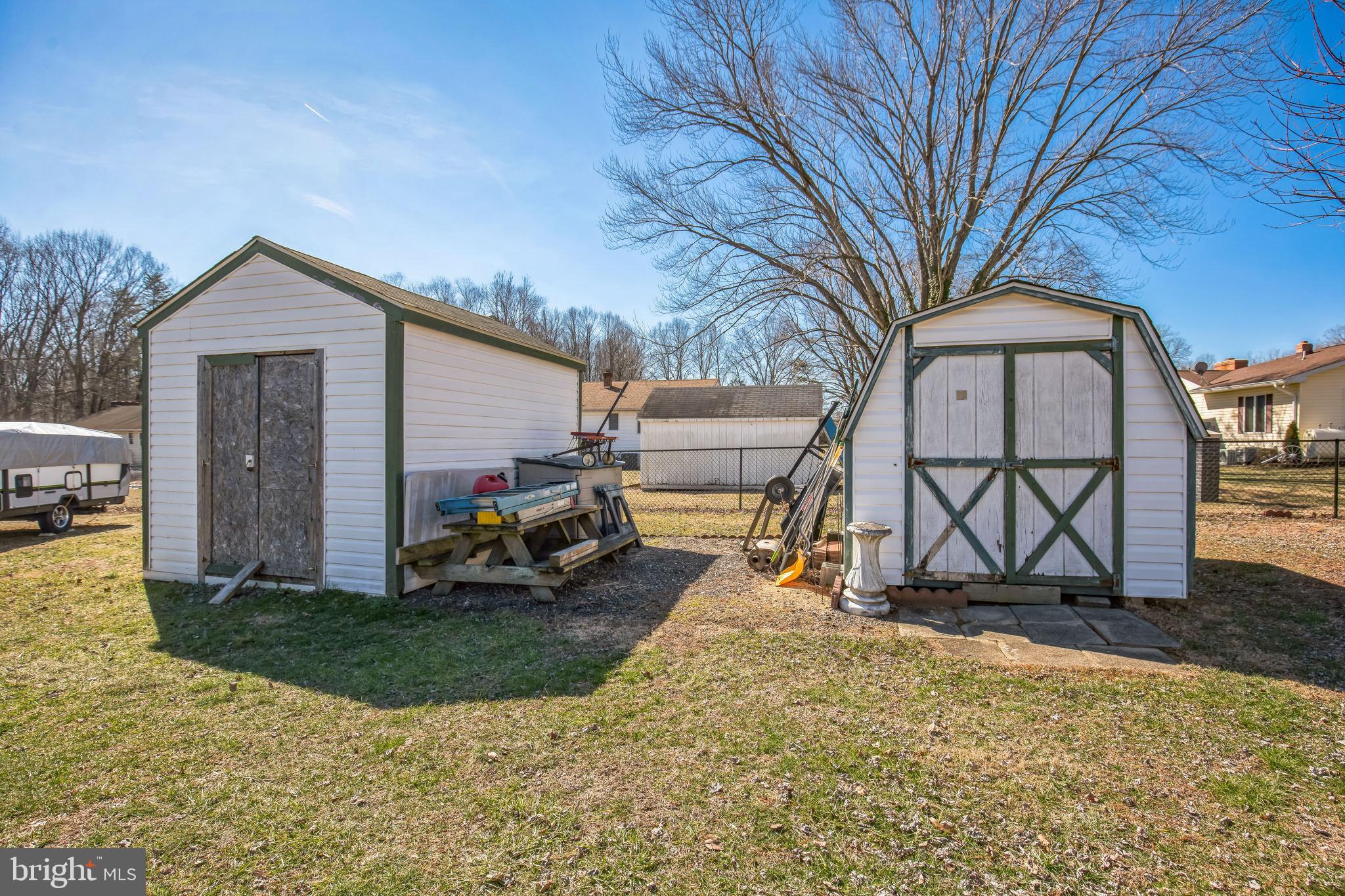 HOLLYWOOD HEIGHTS - Residential