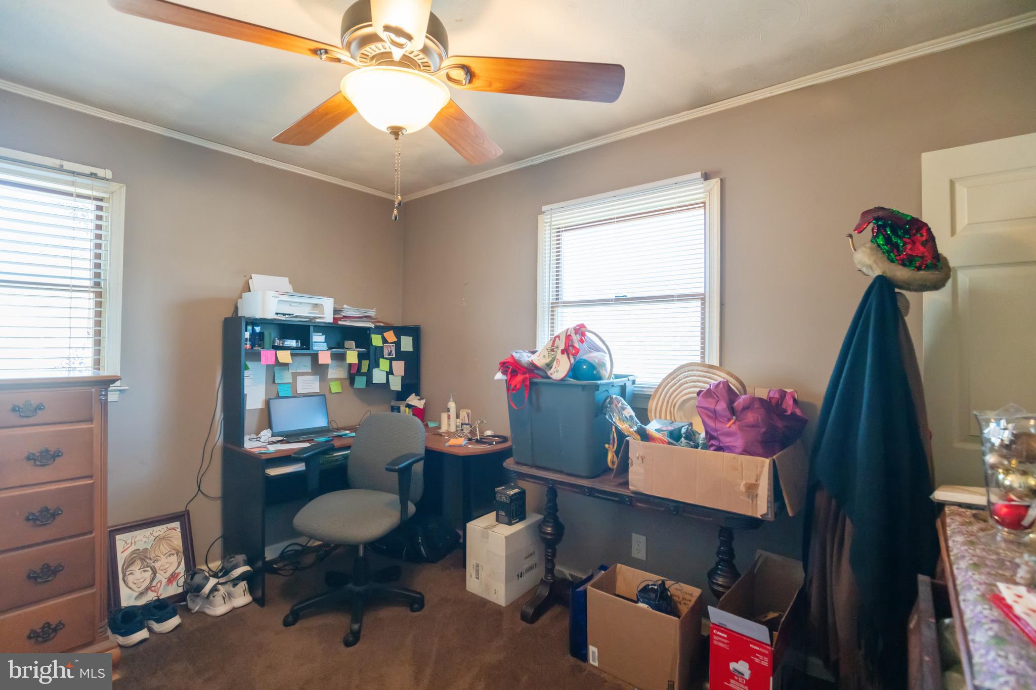 HOLLYWOOD HEIGHTS - Residential