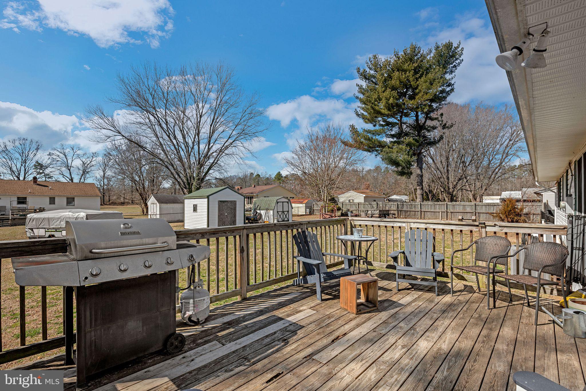 HOLLYWOOD HEIGHTS - Residential