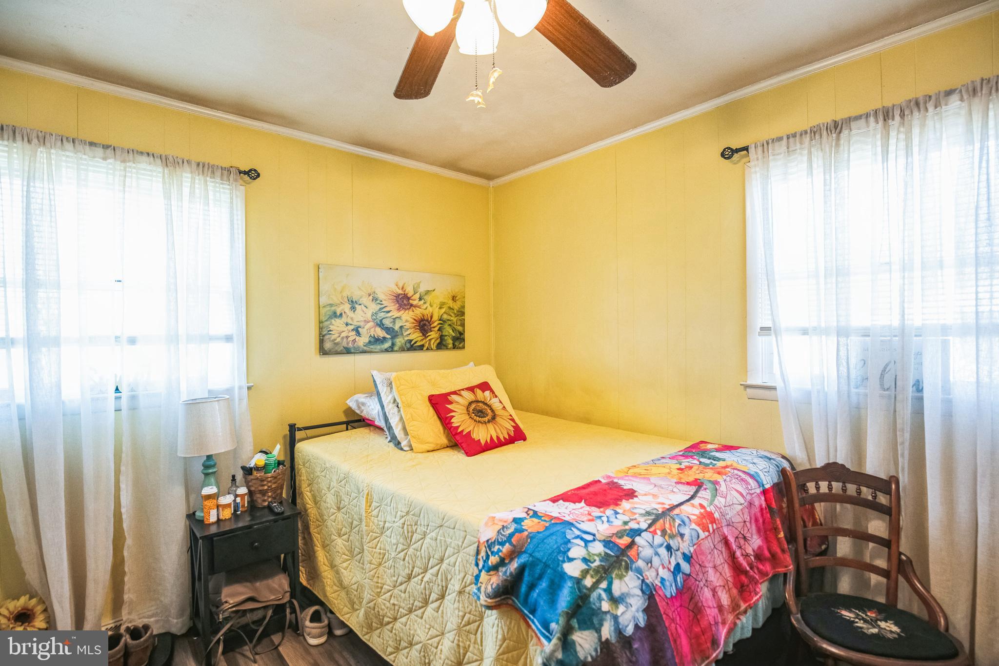 HOLLYWOOD HEIGHTS - Residential